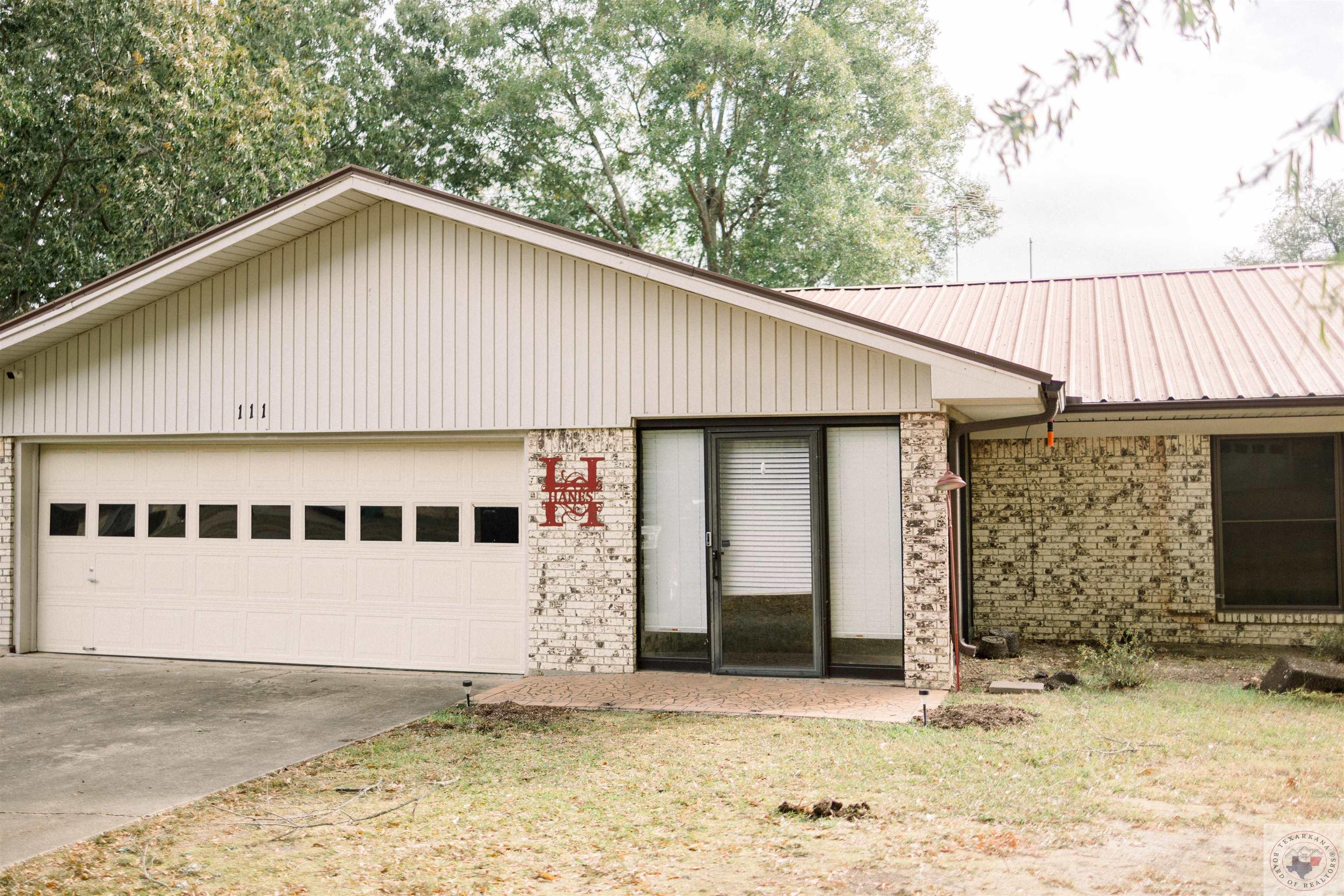 111 Shumaker Dr