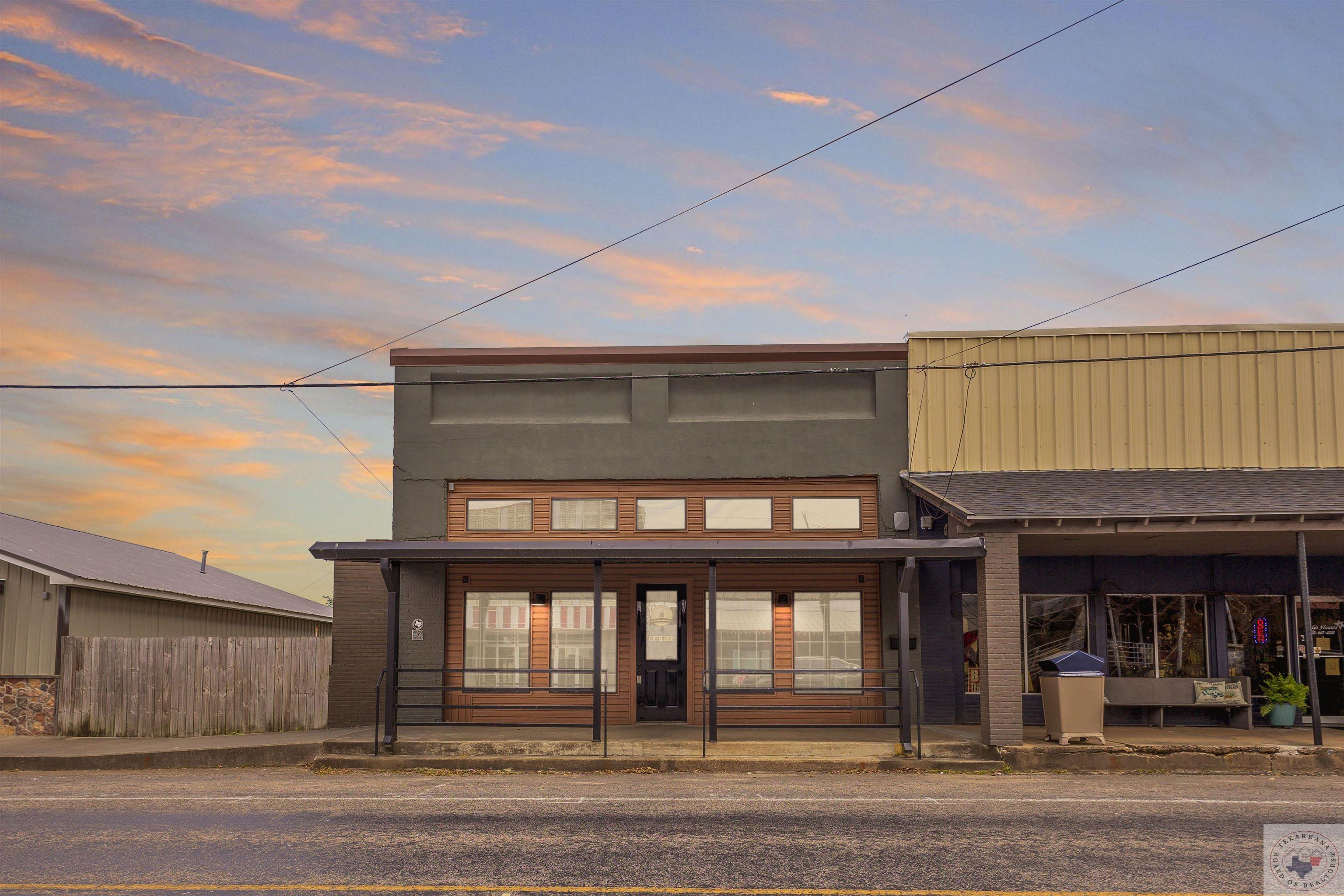 136 N Runnels