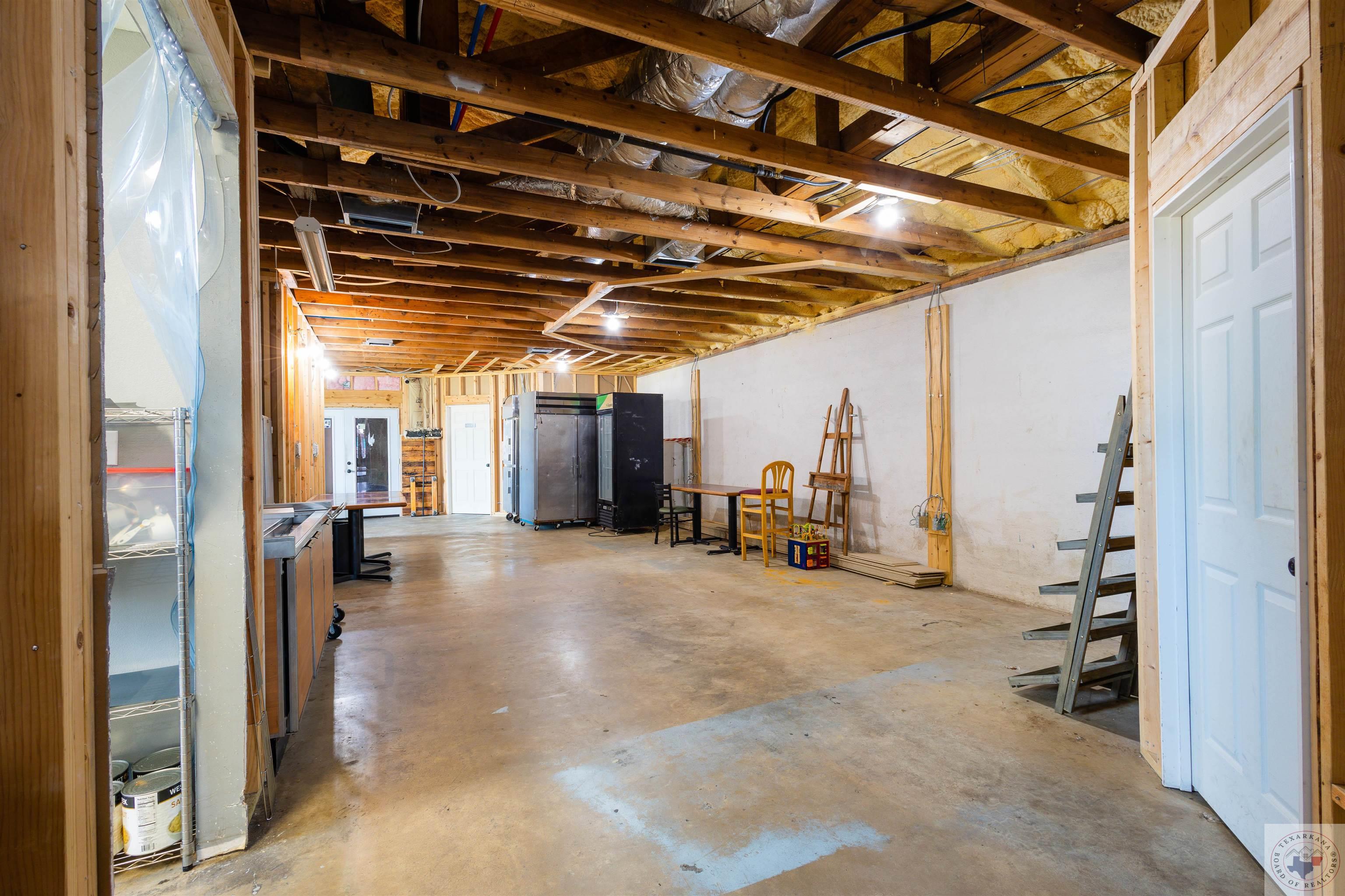 136 N Runnels