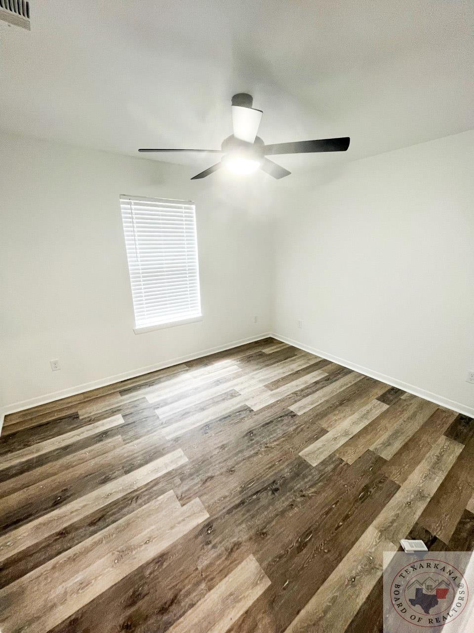 111 Hickory Dr
