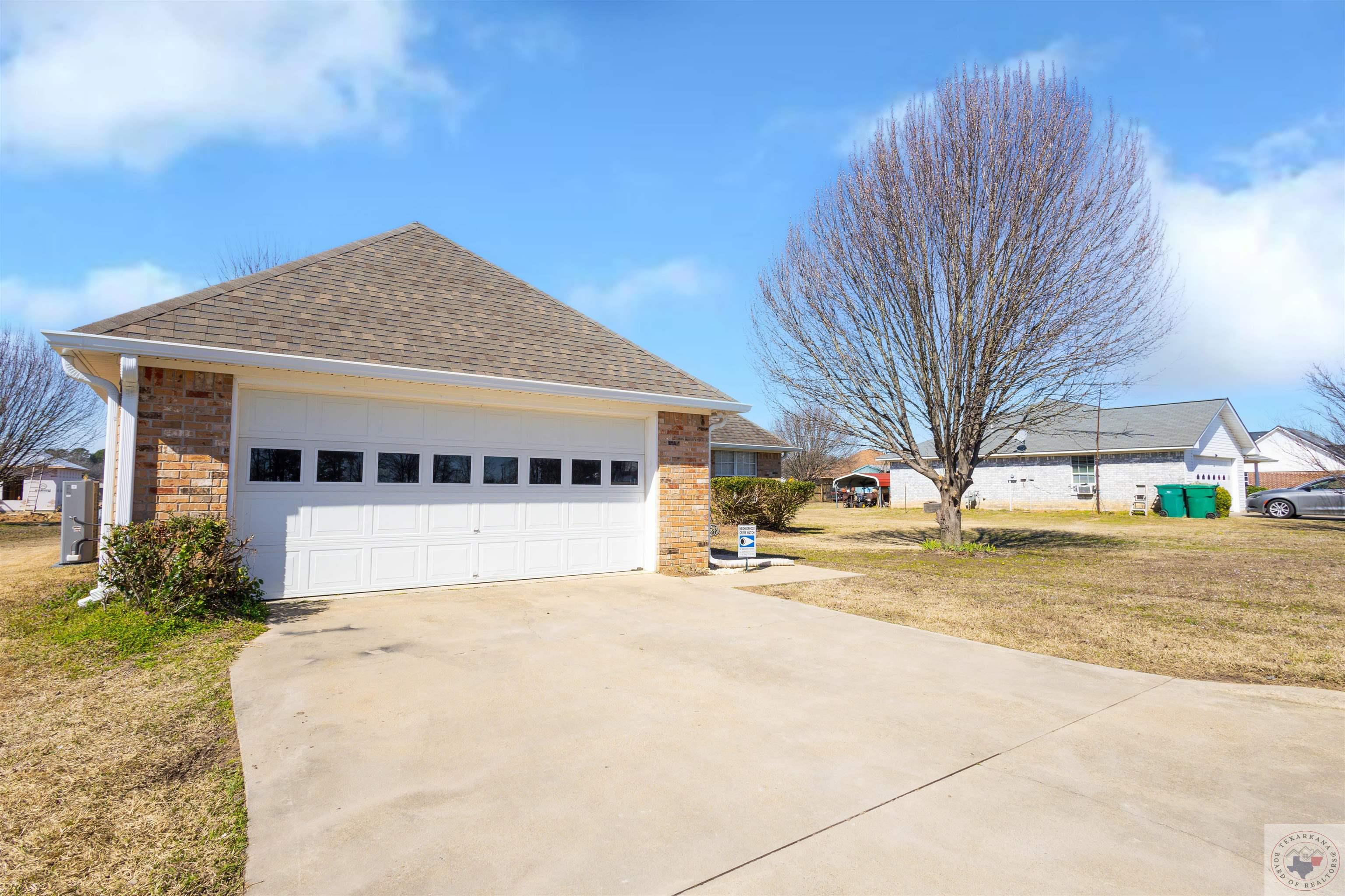 210 Bermuda Pl