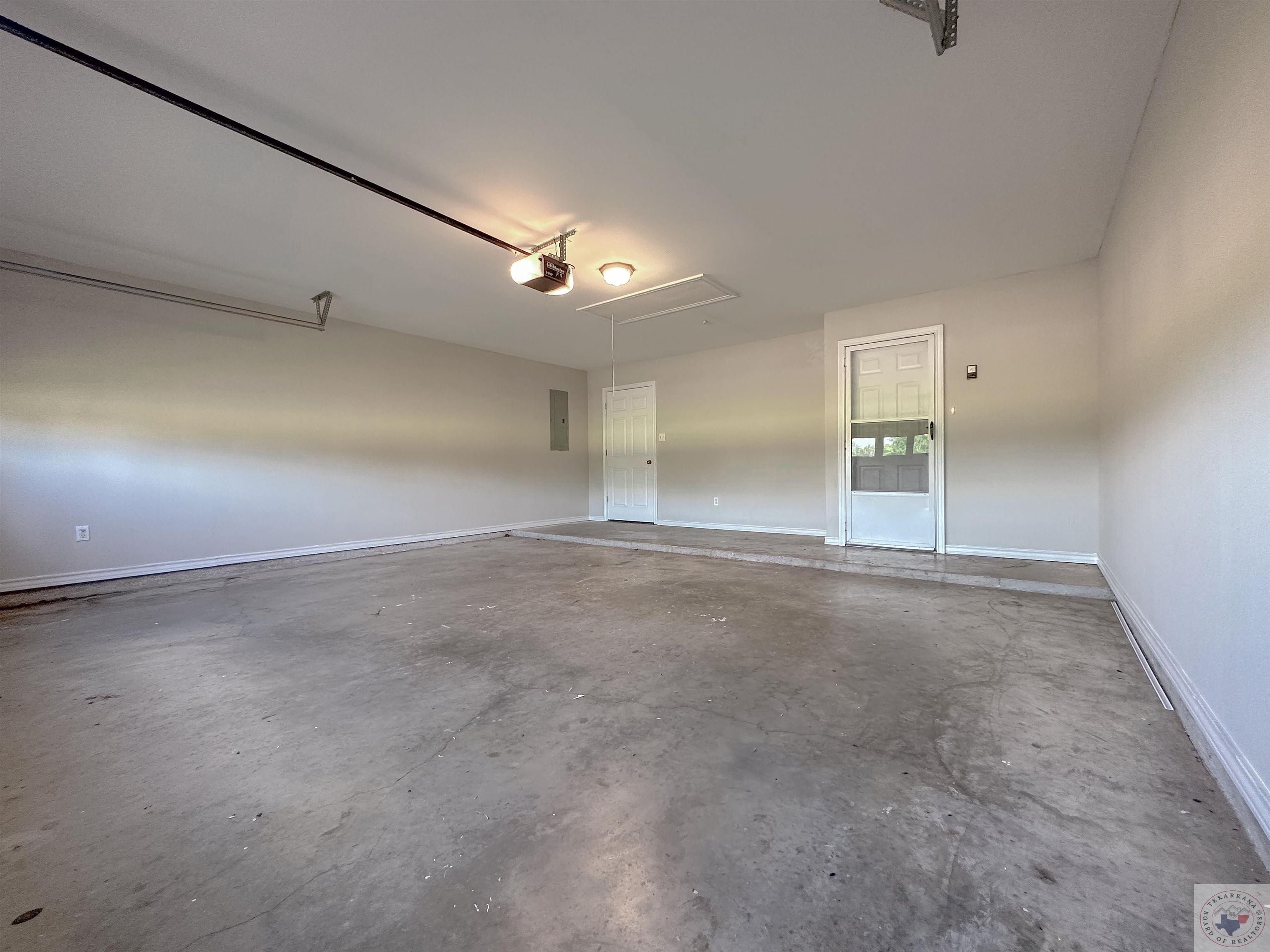210 Bermuda Pl