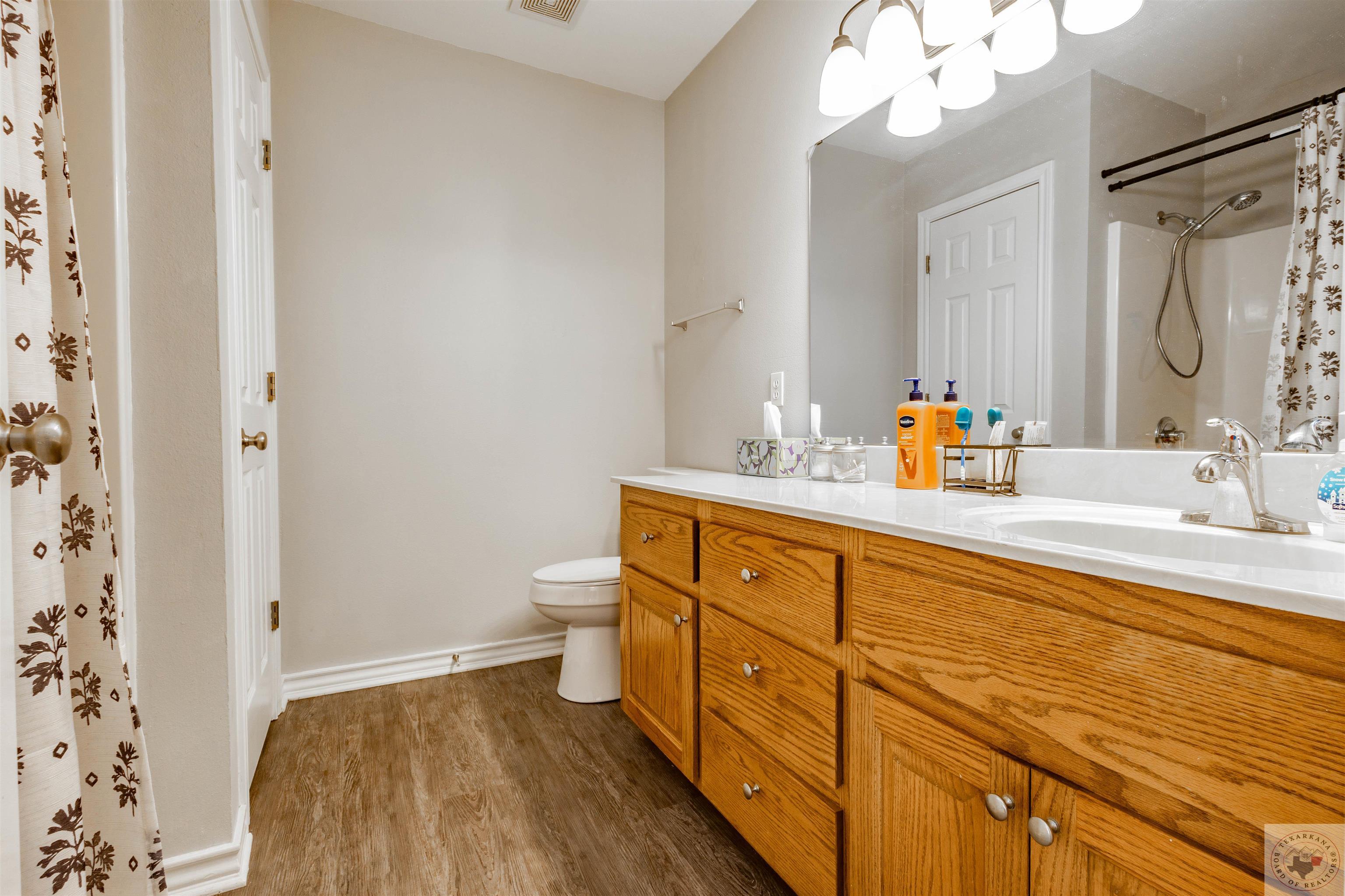 210 Bermuda Pl