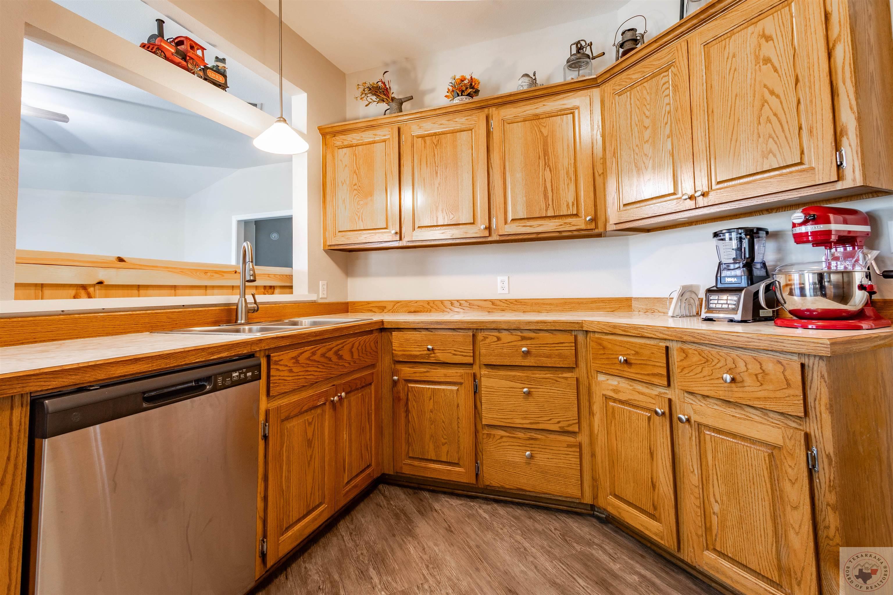 210 Bermuda Pl