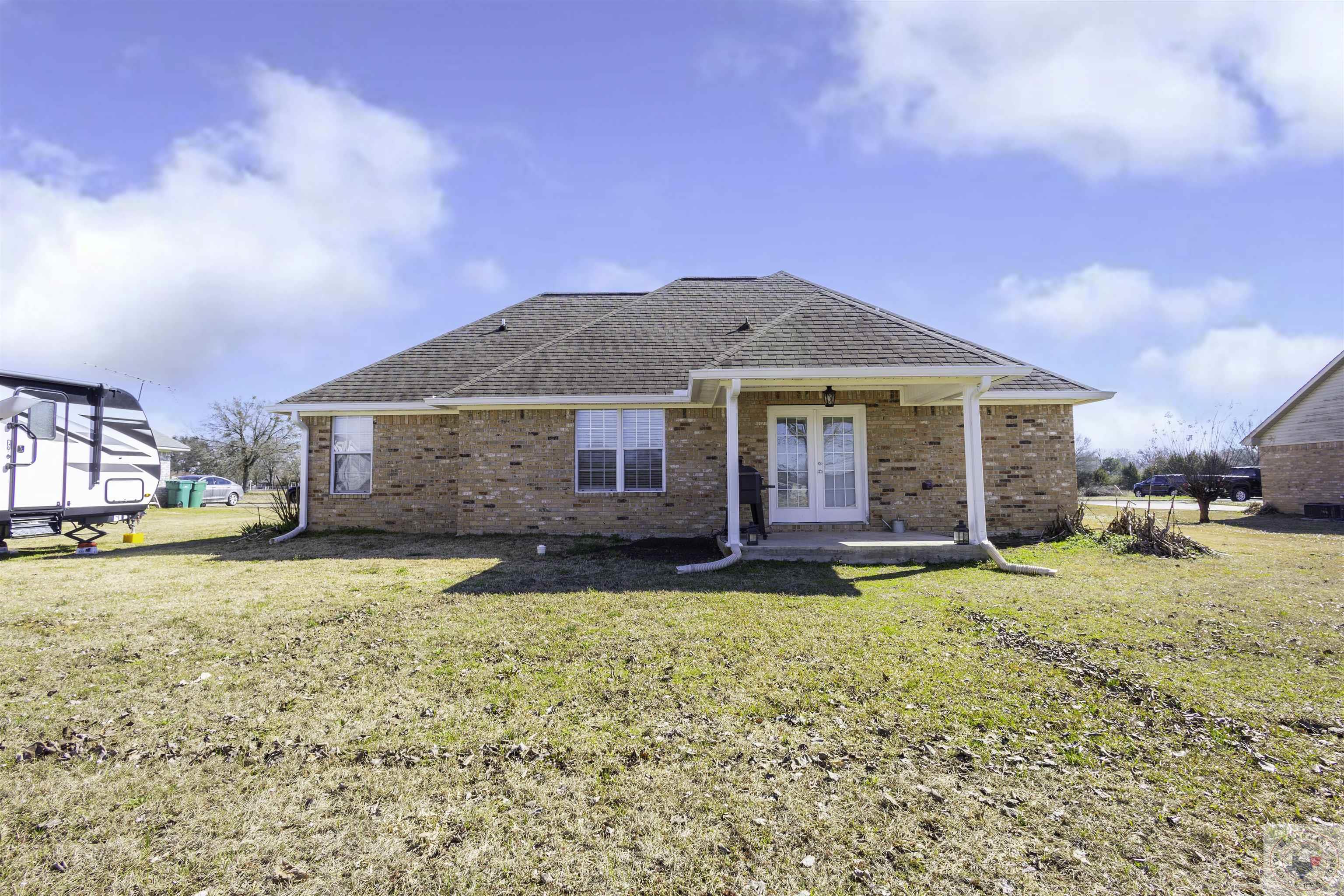 210 Bermuda Pl