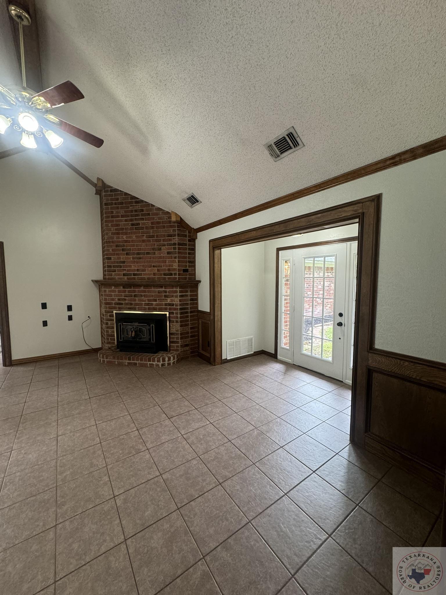 4603 Dove Hollow