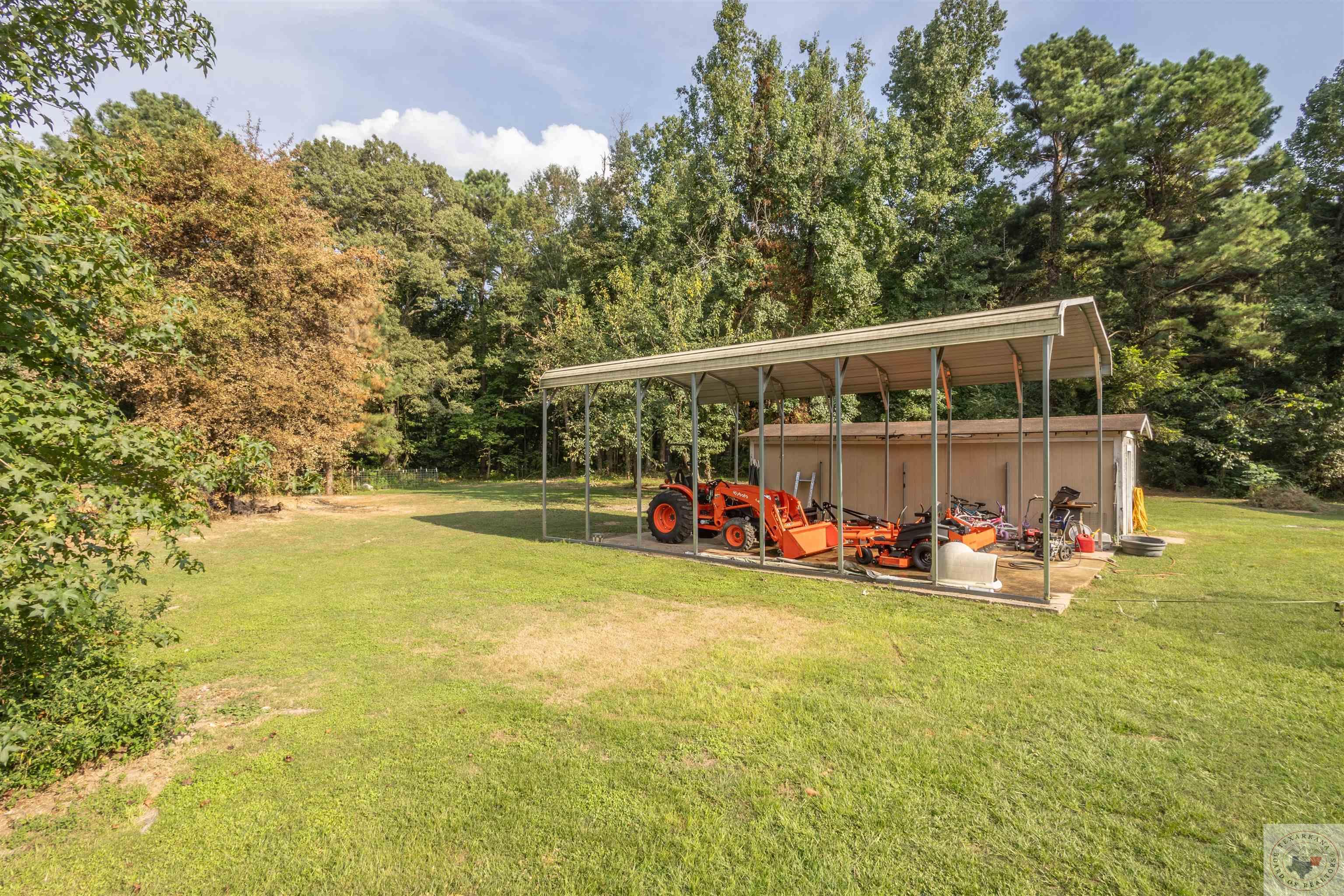 2348 N US Hwy 259