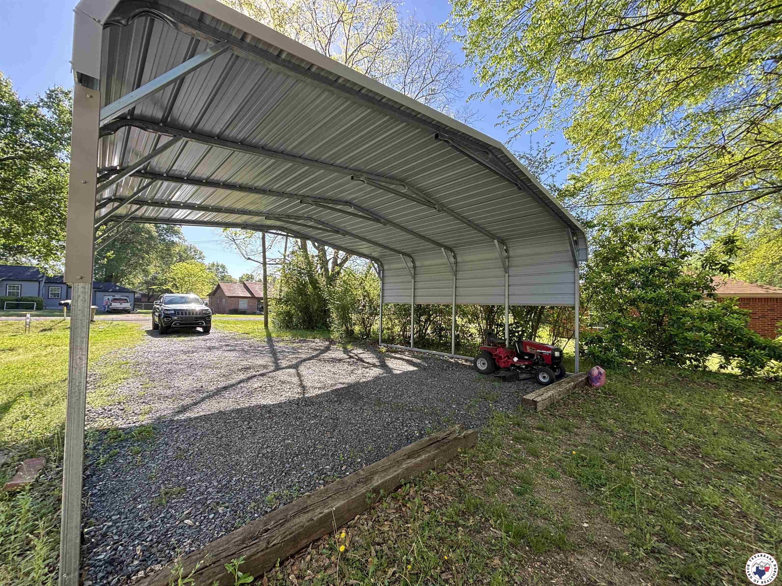 406 Red River South