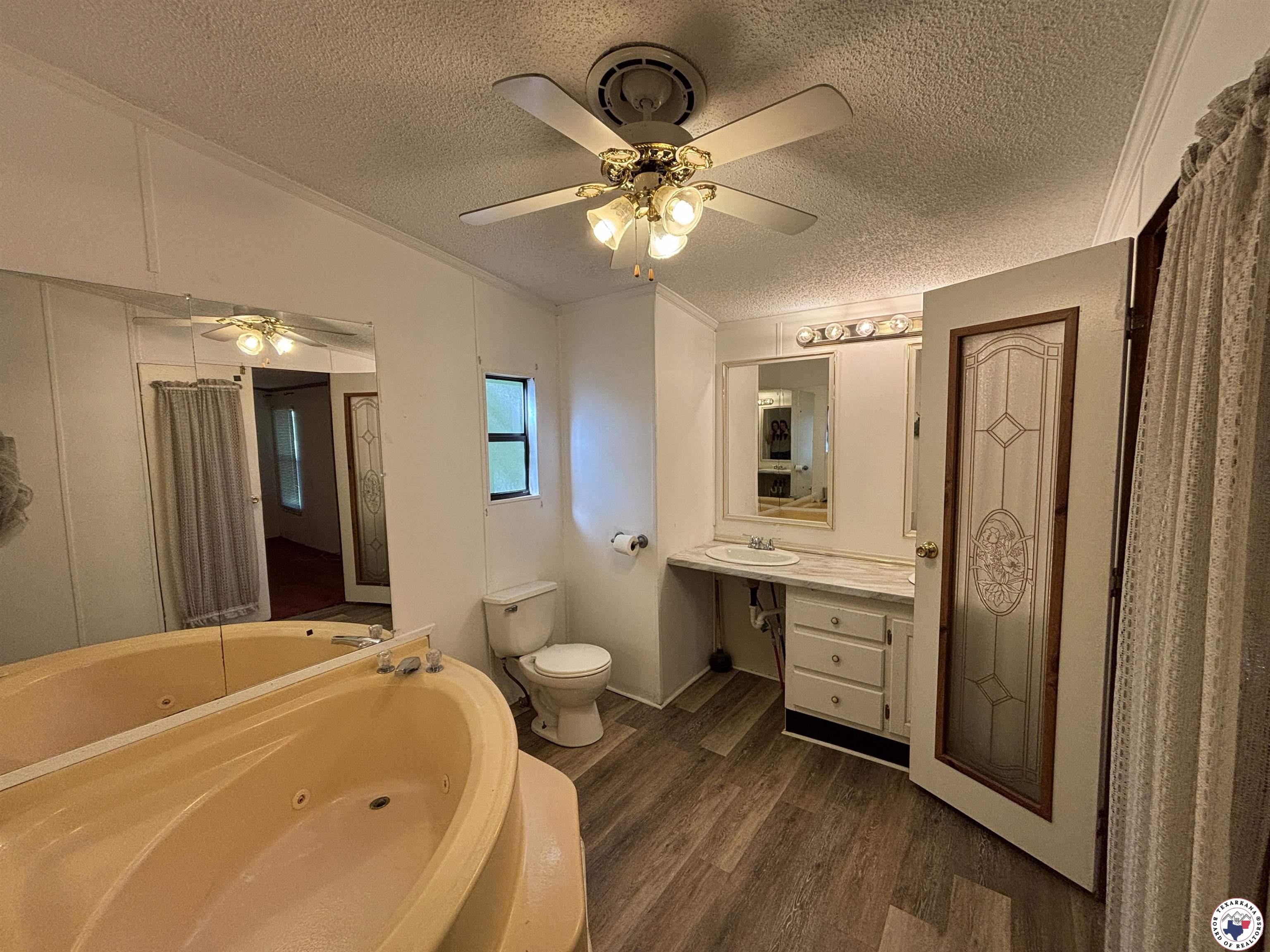 406 Red River South