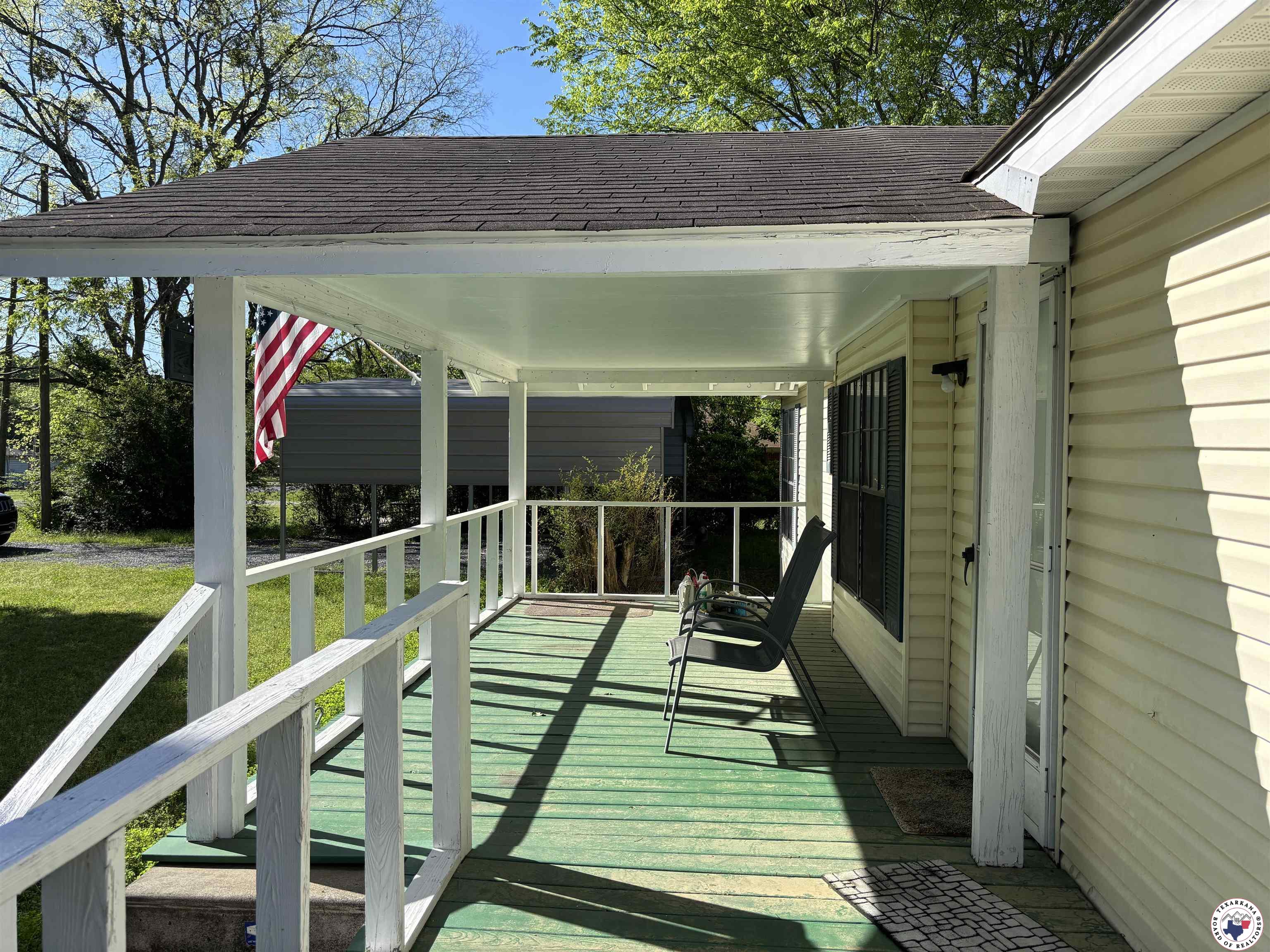 406 Red River South