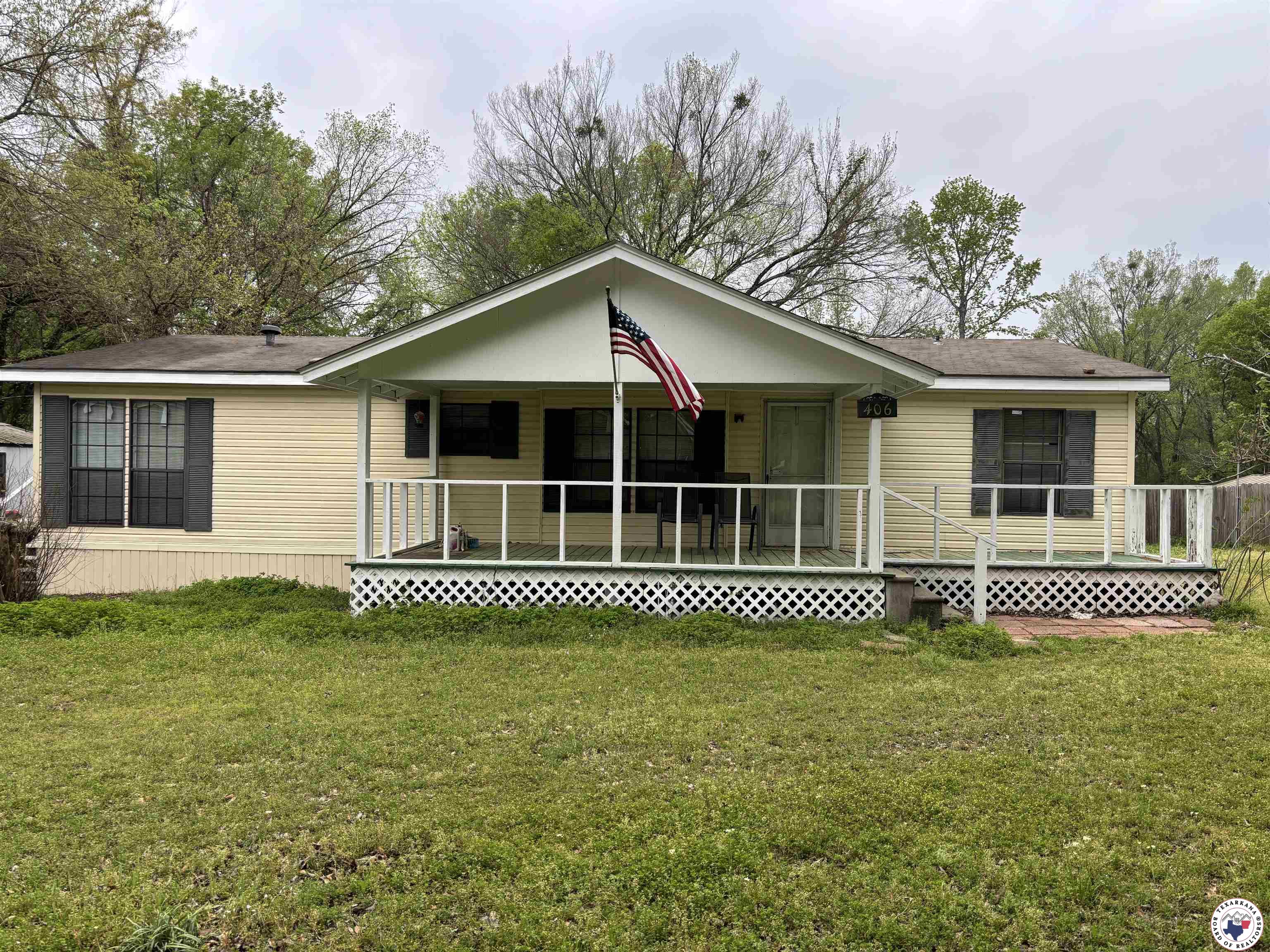 406 Red River South