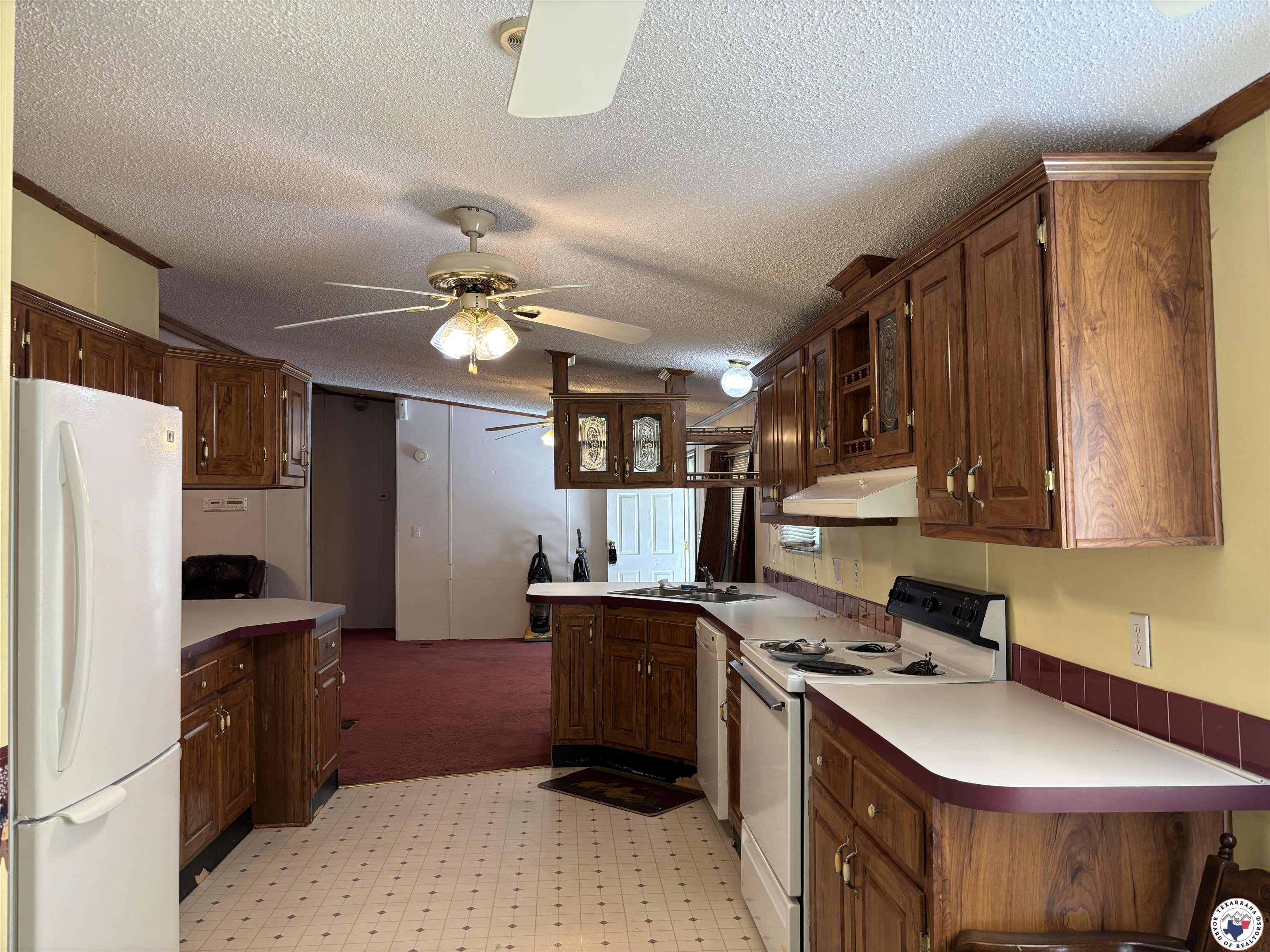 406 Red River South