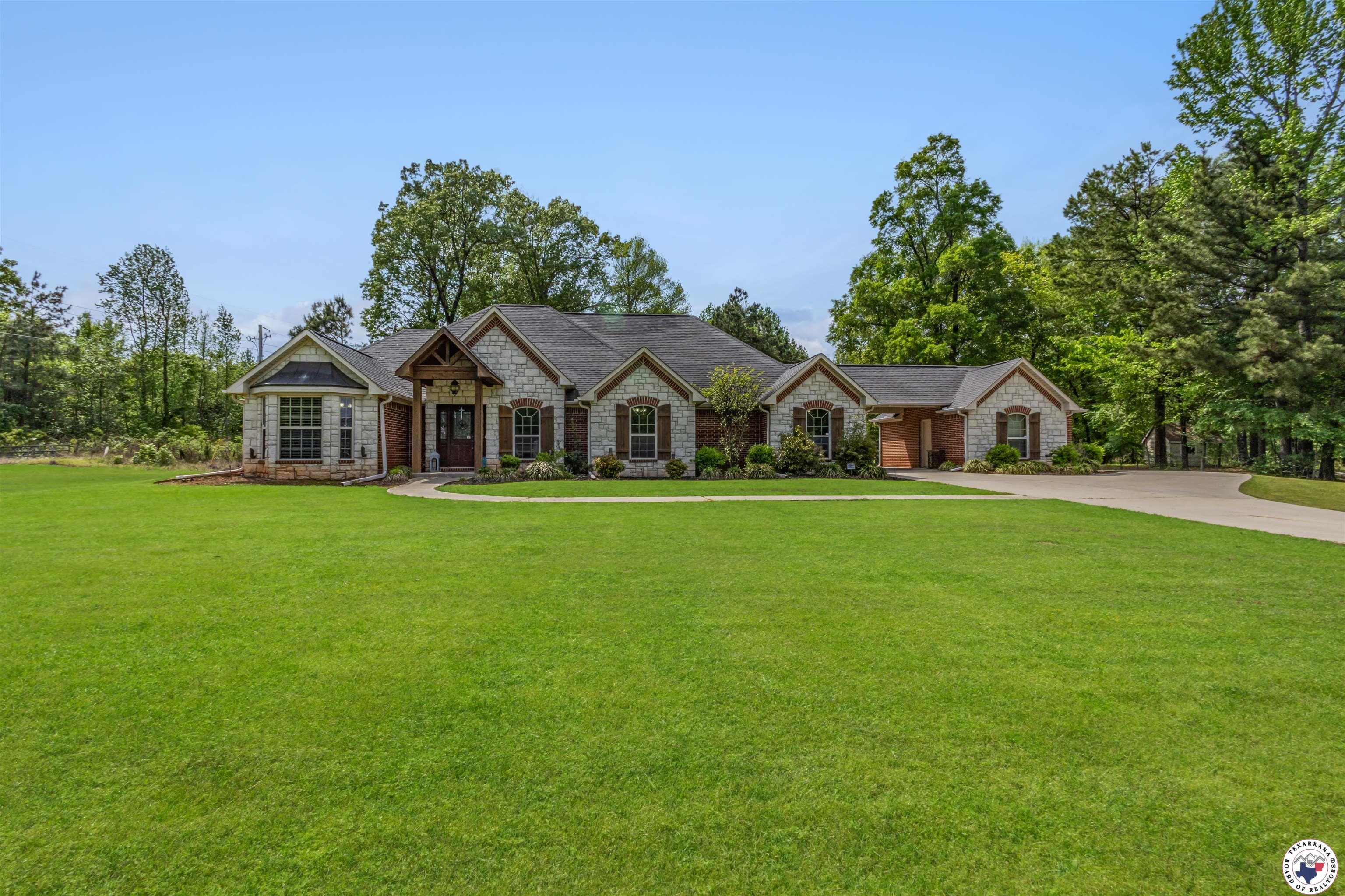 10 Weatherby Dr