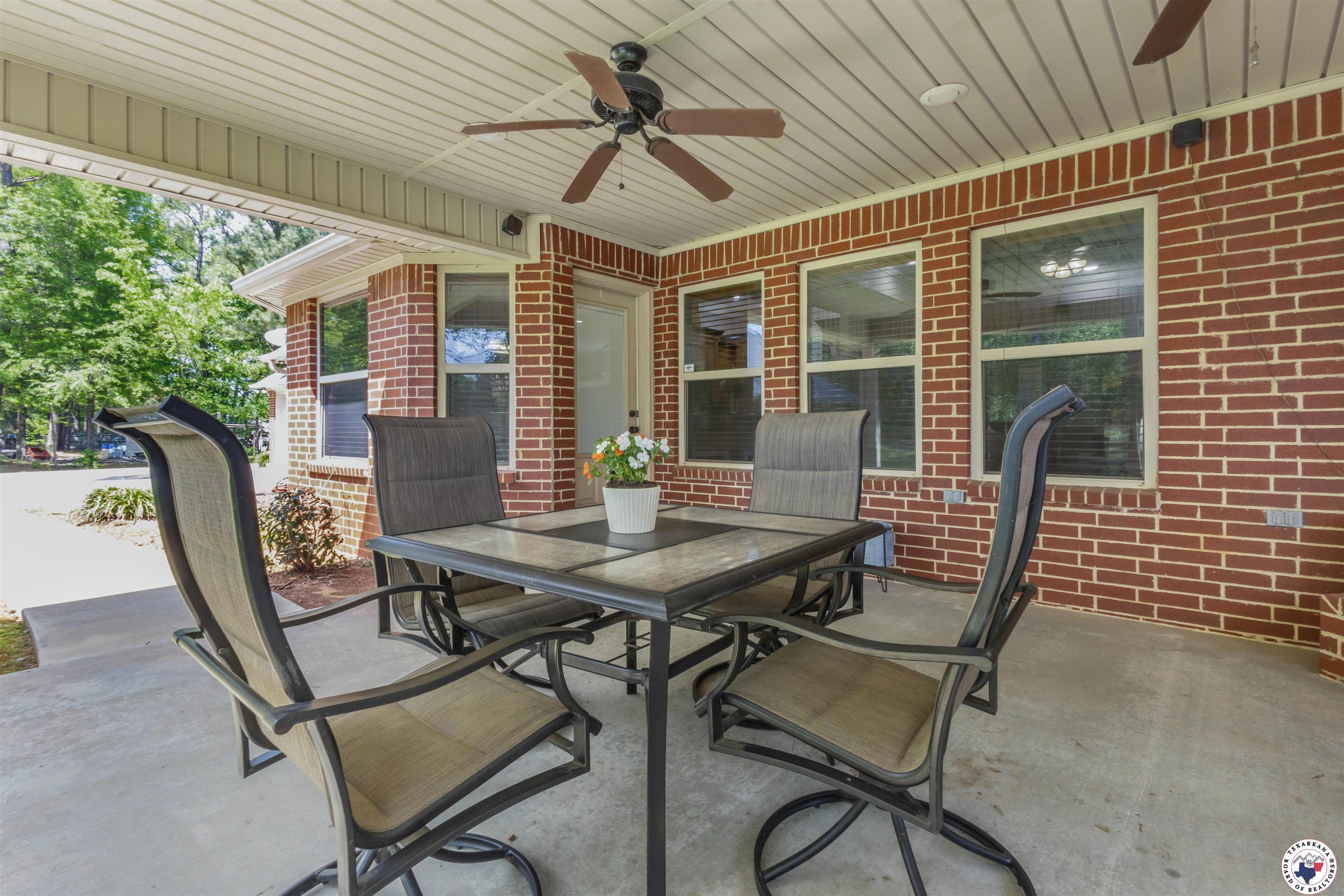 10 Weatherby Dr