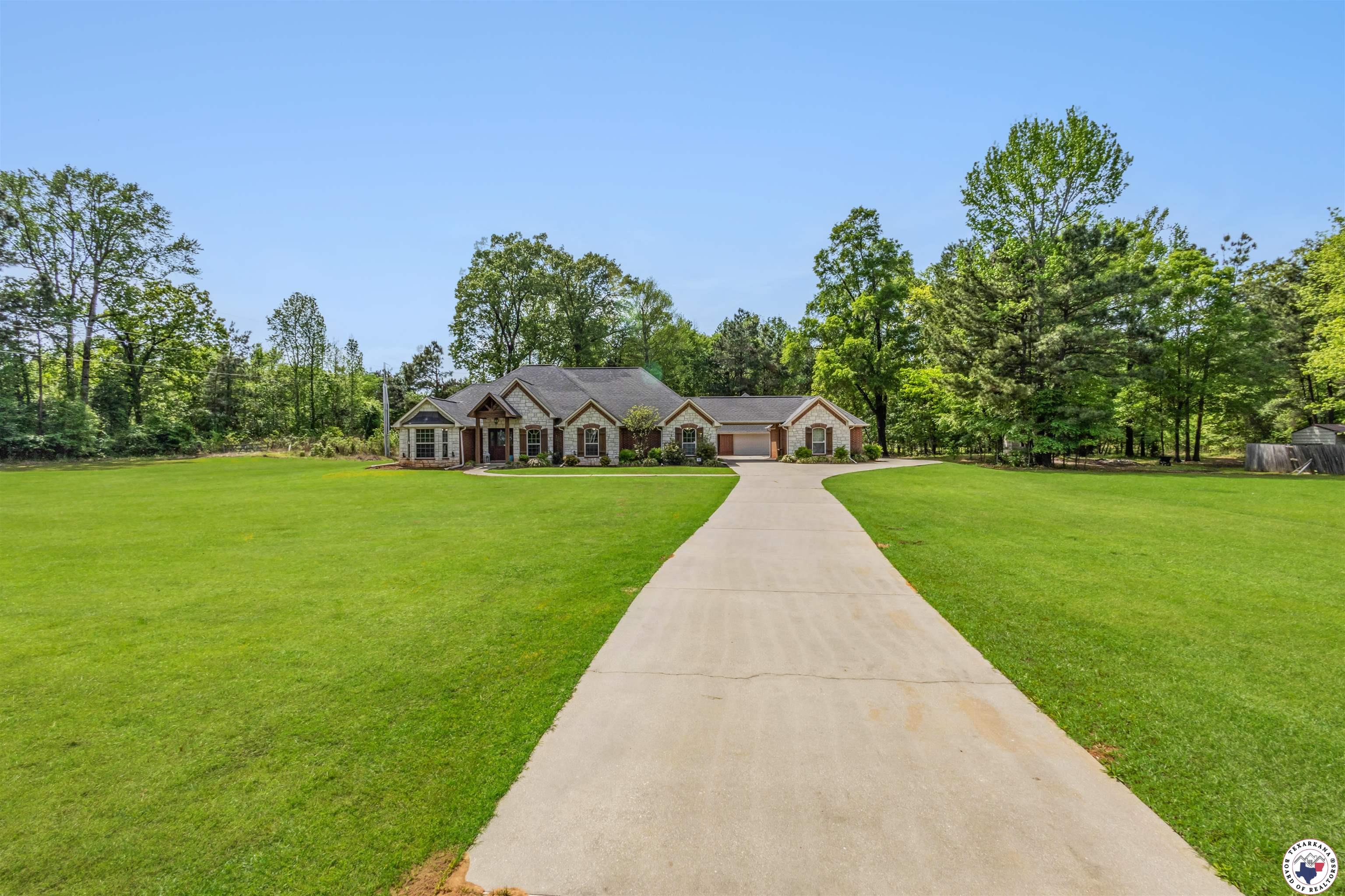 10 Weatherby Dr