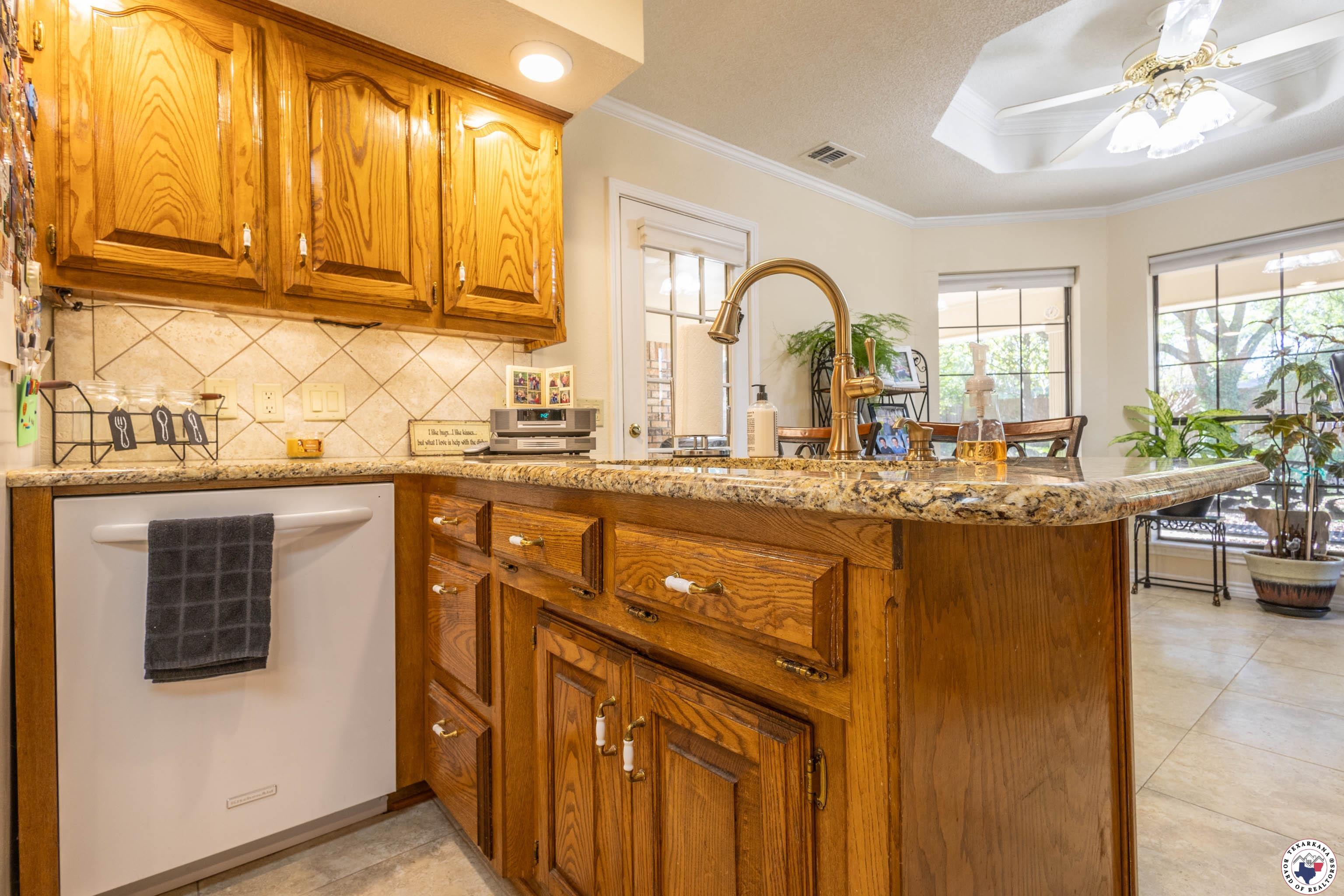 505 Langford Ln