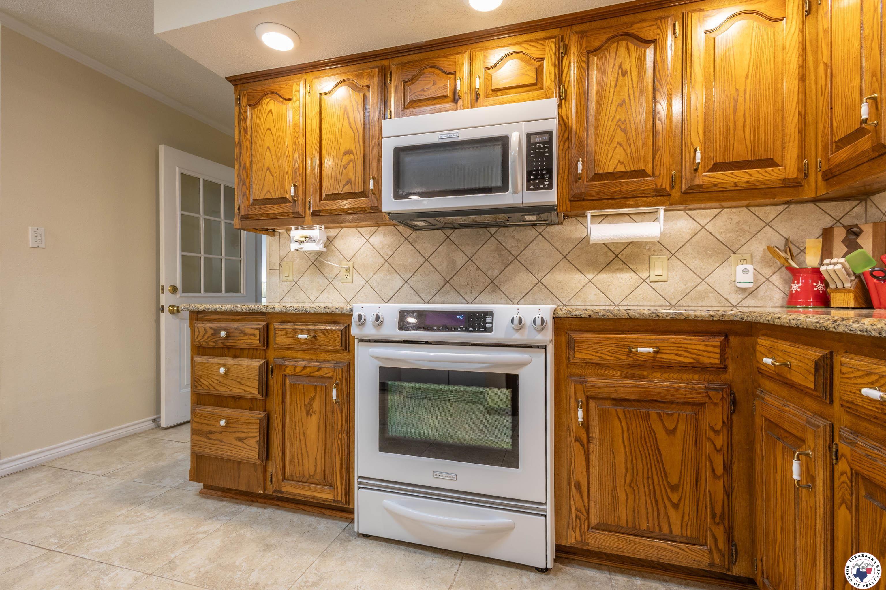505 Langford Ln
