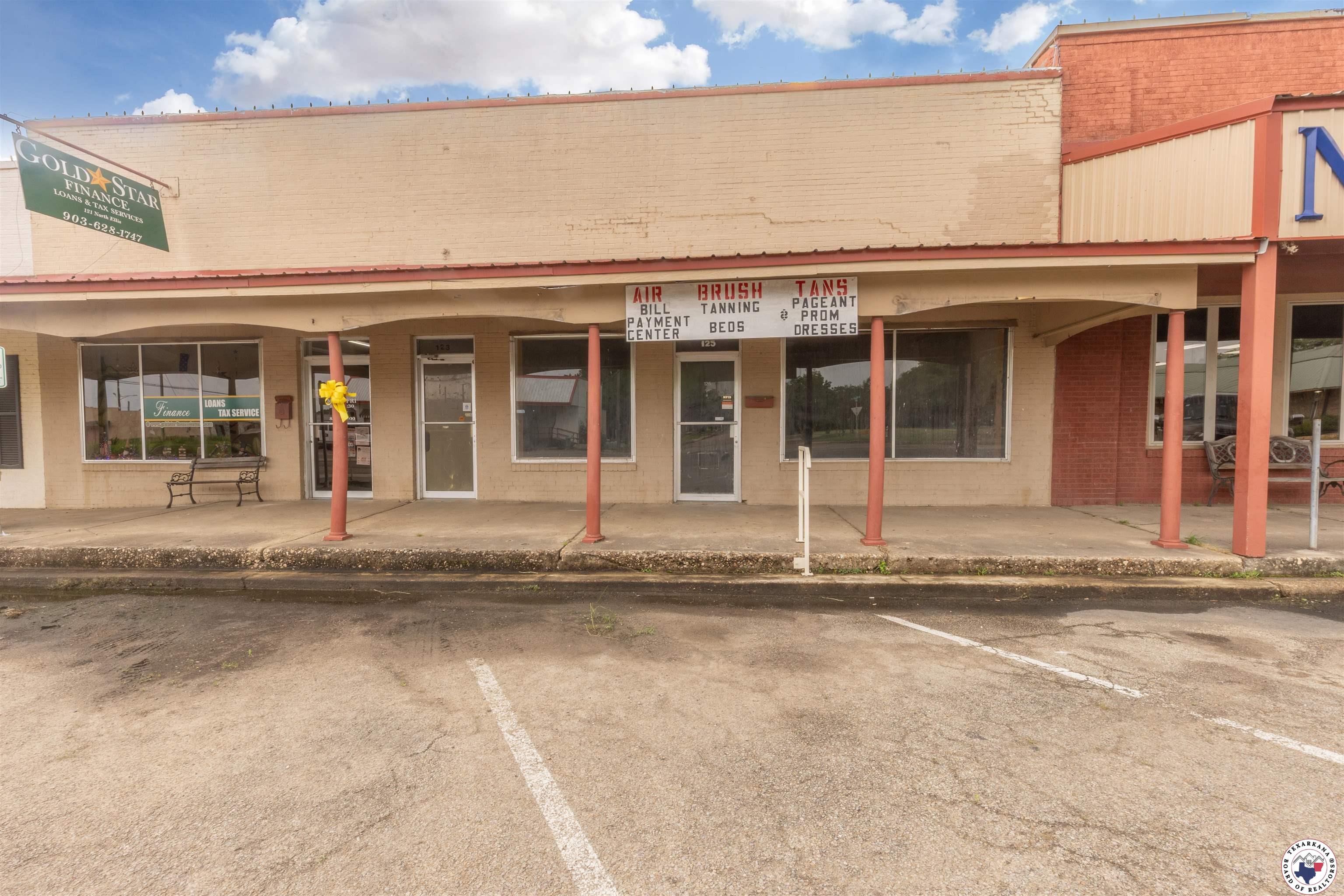 123 & 125 N Ellis