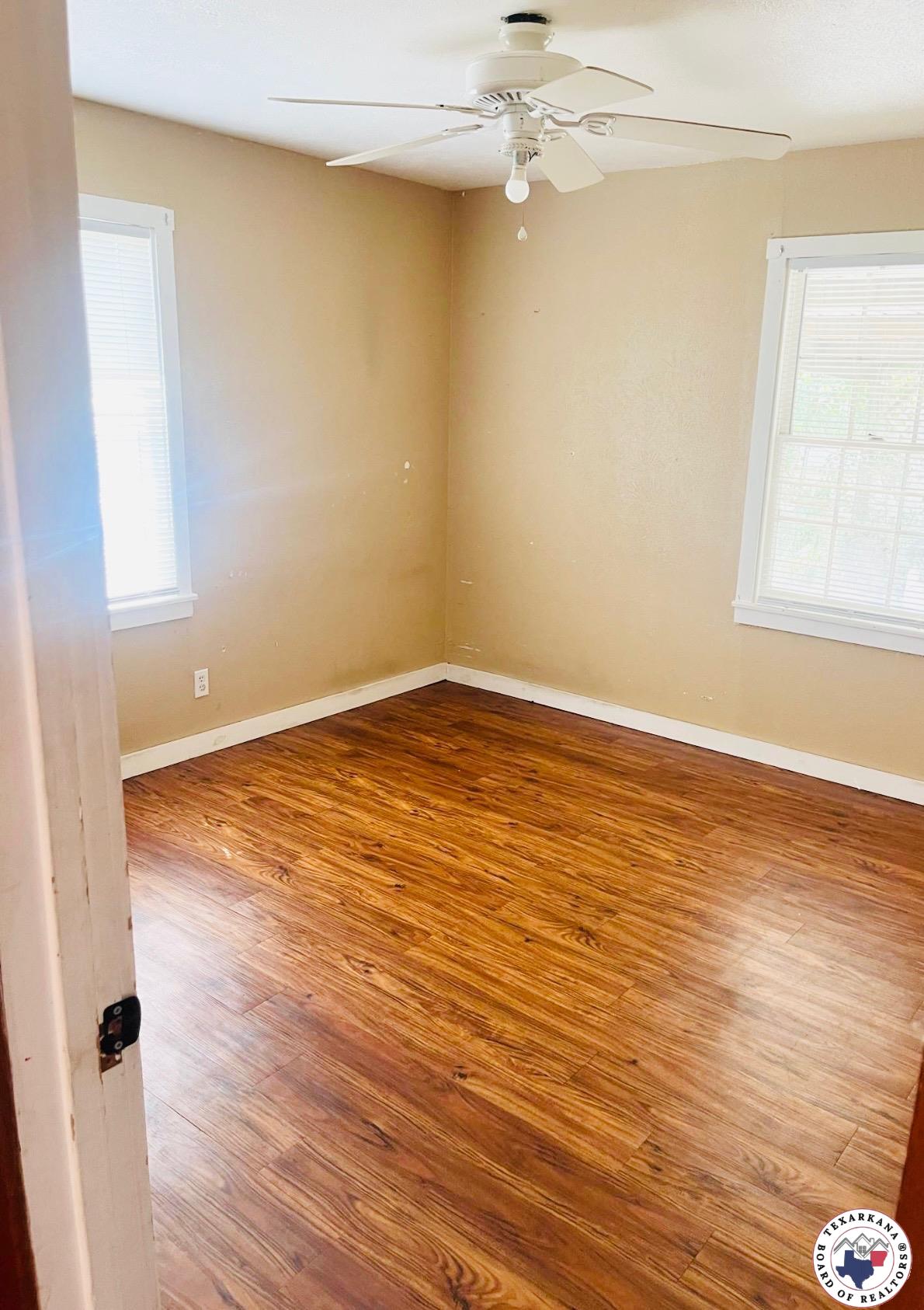 302 W Runnels