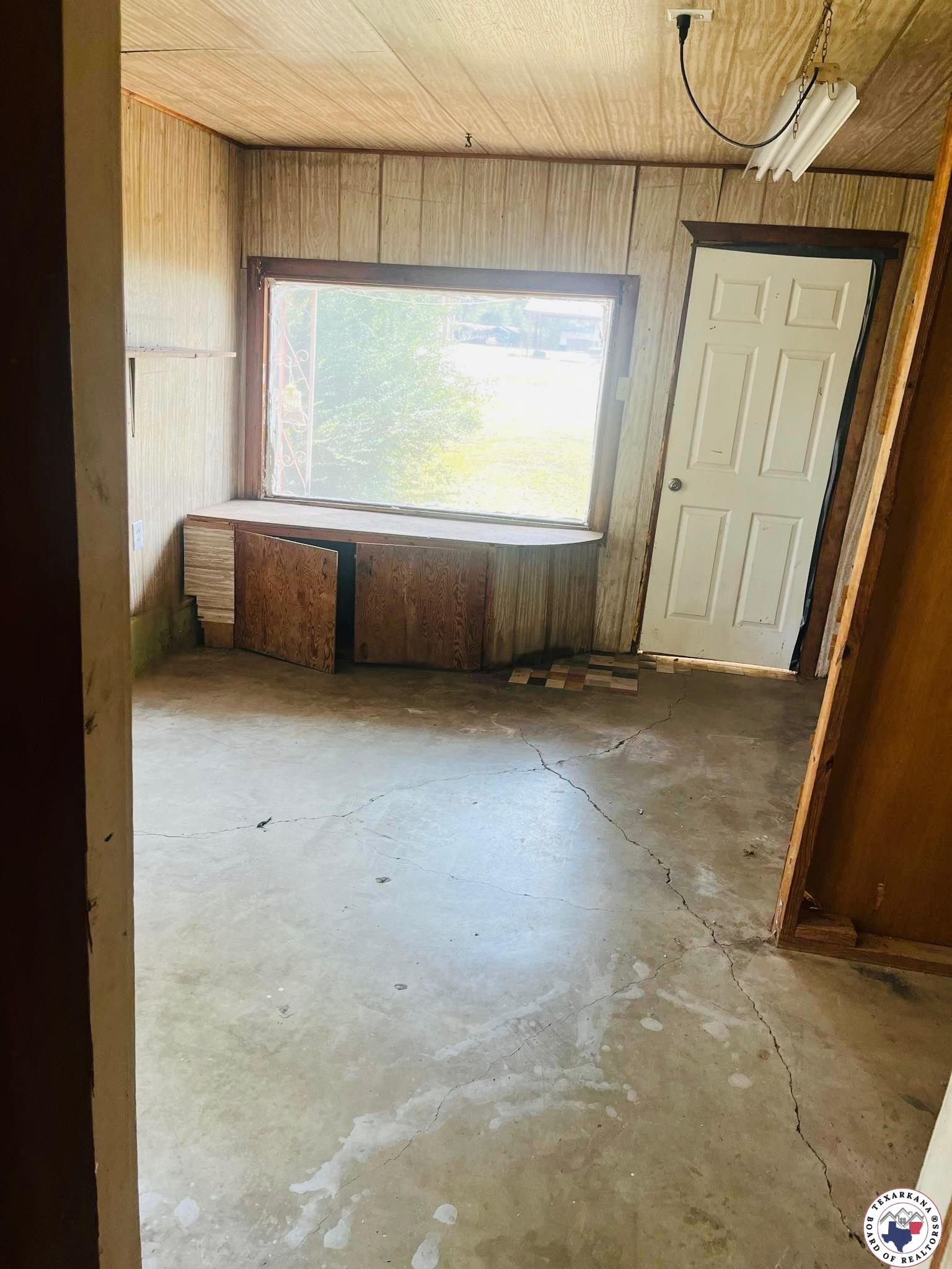 302 W Runnels
