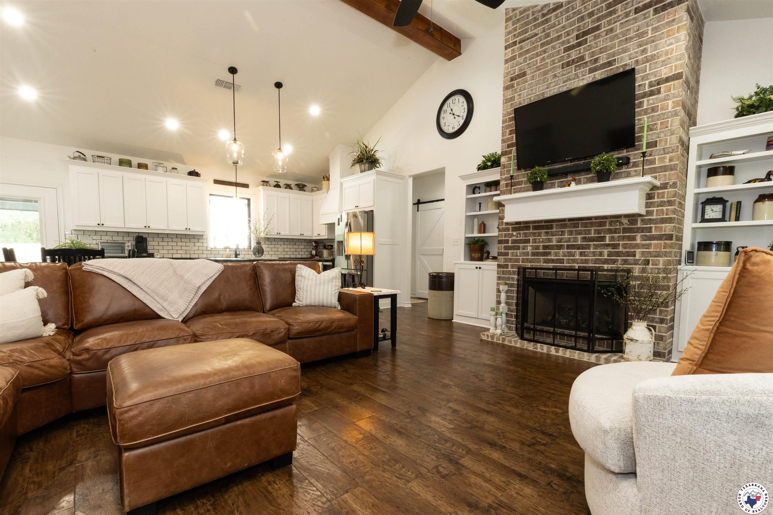 113 Dove Creek