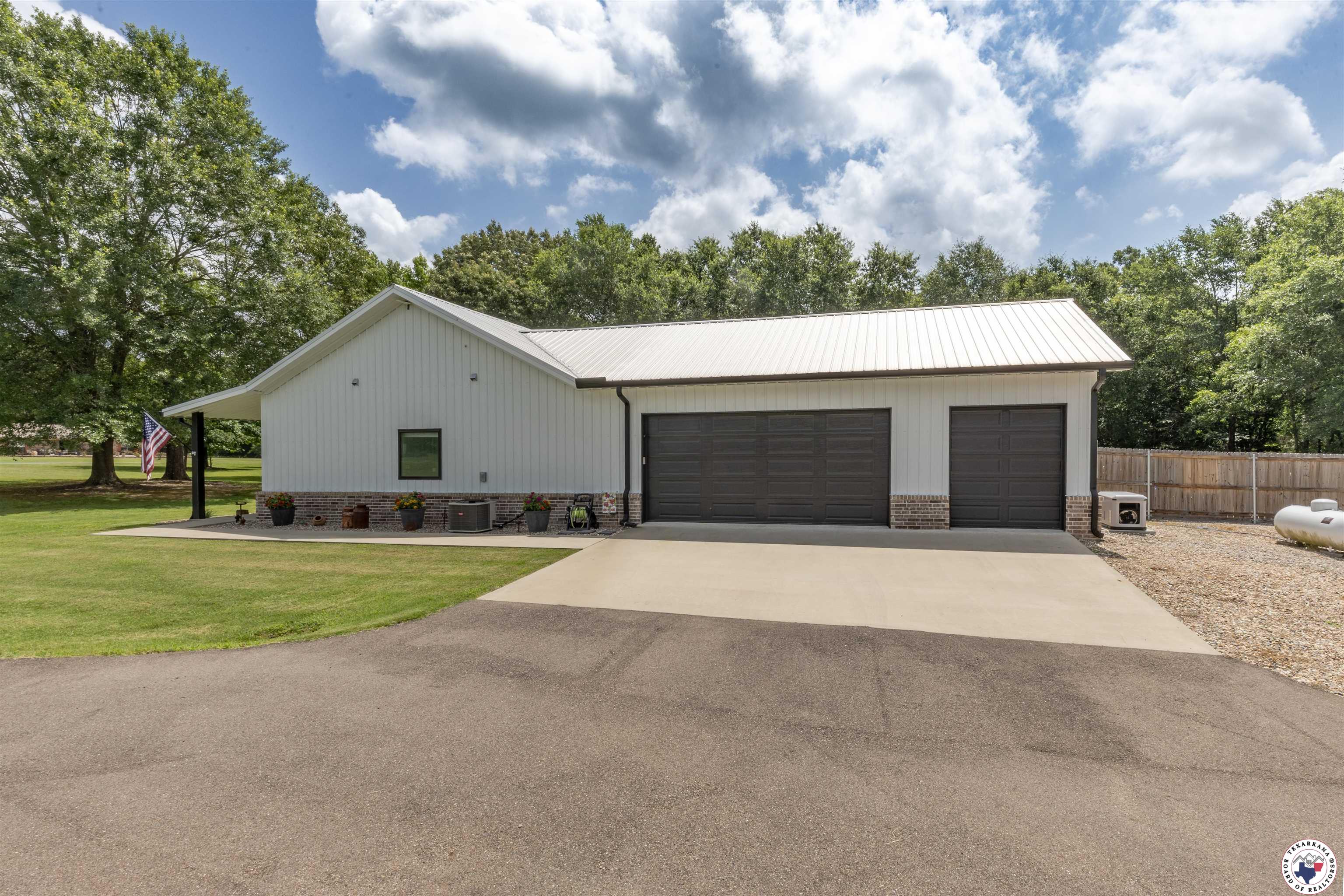 113 Dove Creek