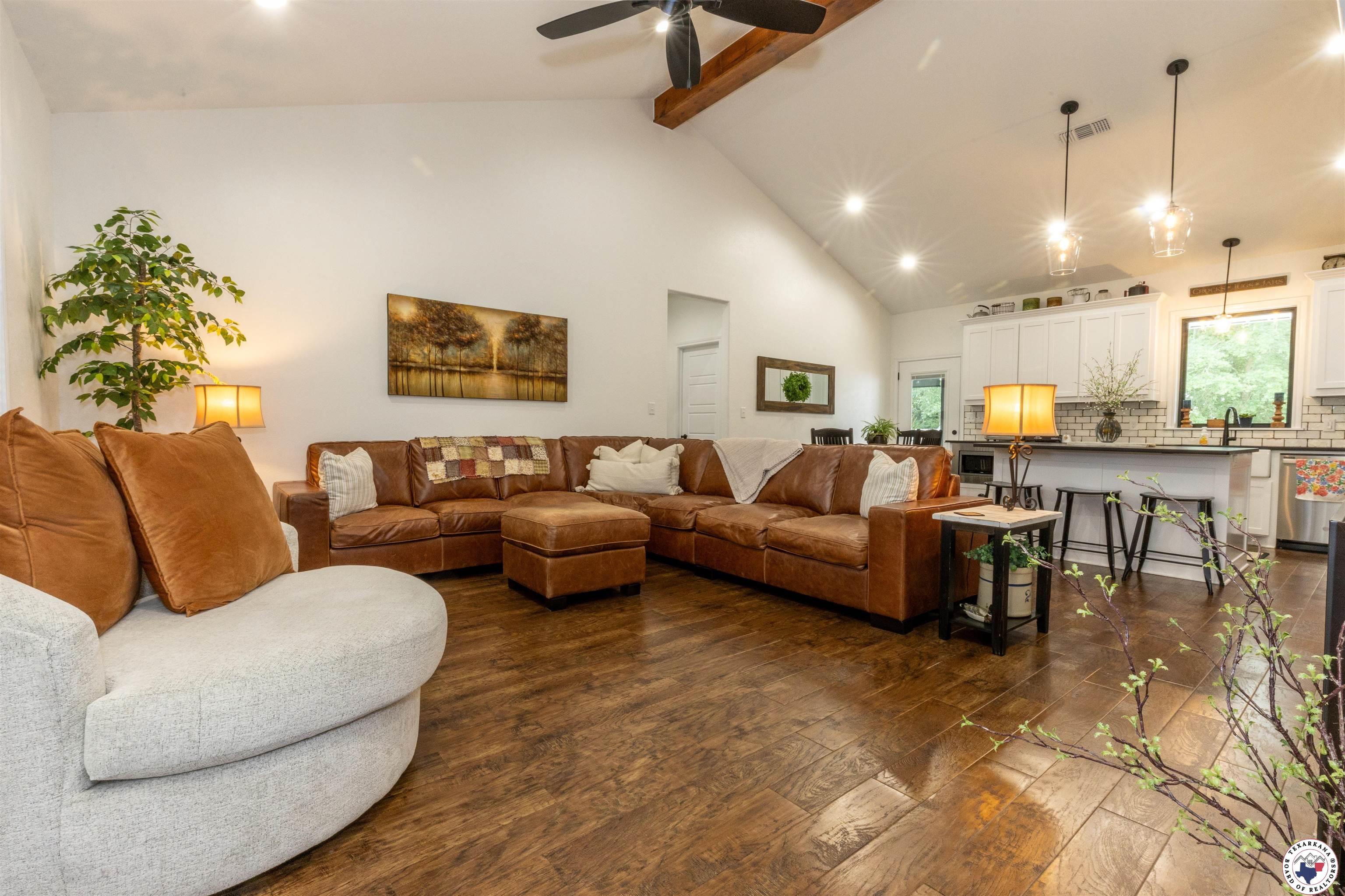 113 Dove Creek