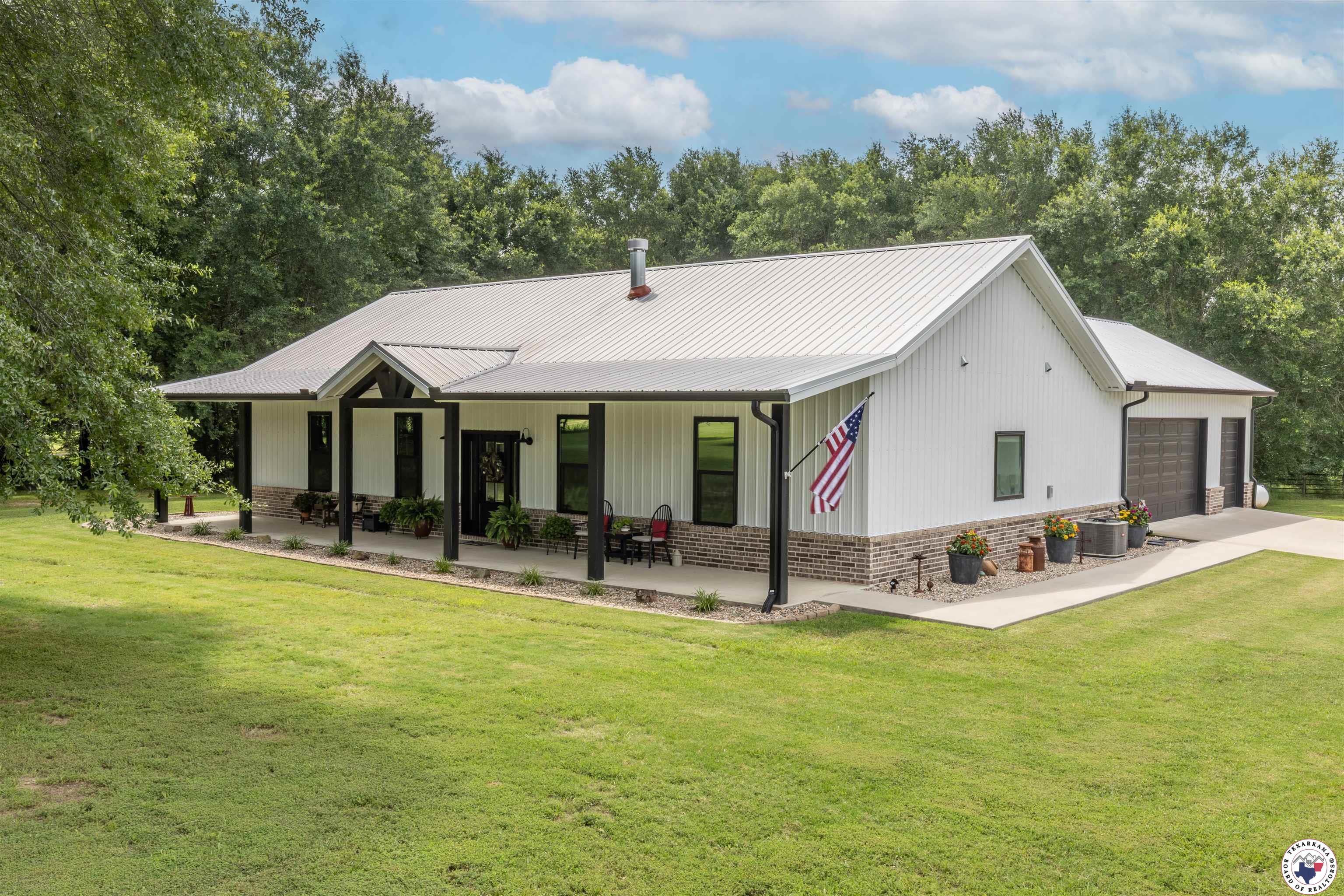 113 Dove Creek