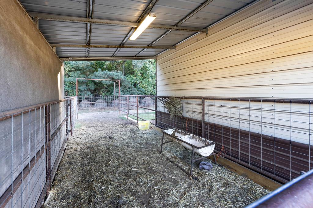 2348 County Road 3215, DeKalb