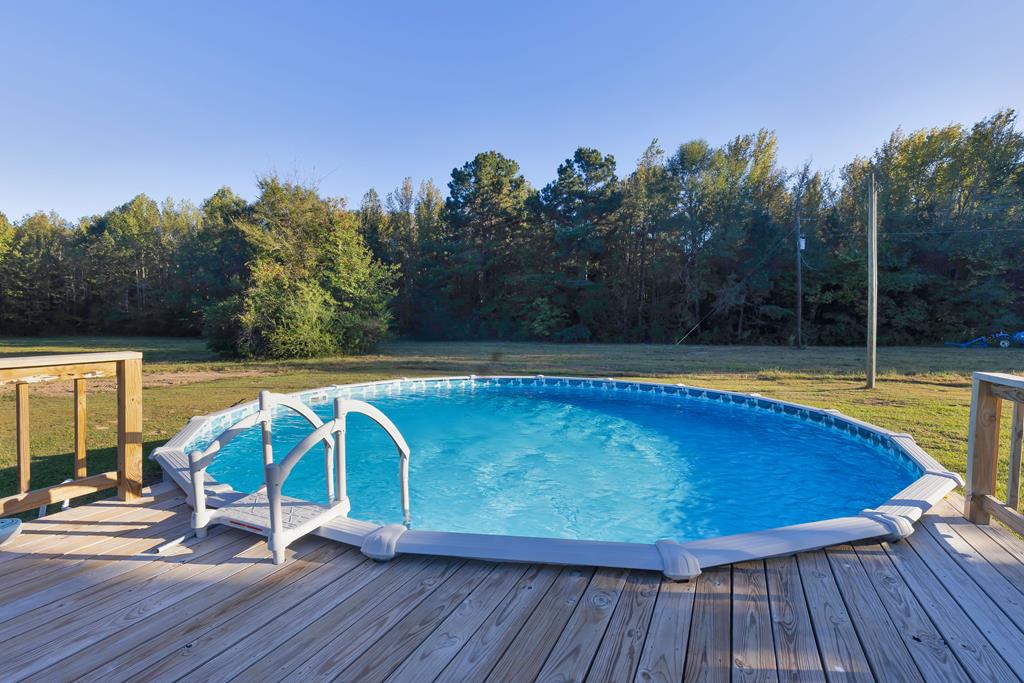 2348 County Road 3215, DeKalb