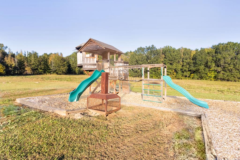 2348 County Road 3215, DeKalb