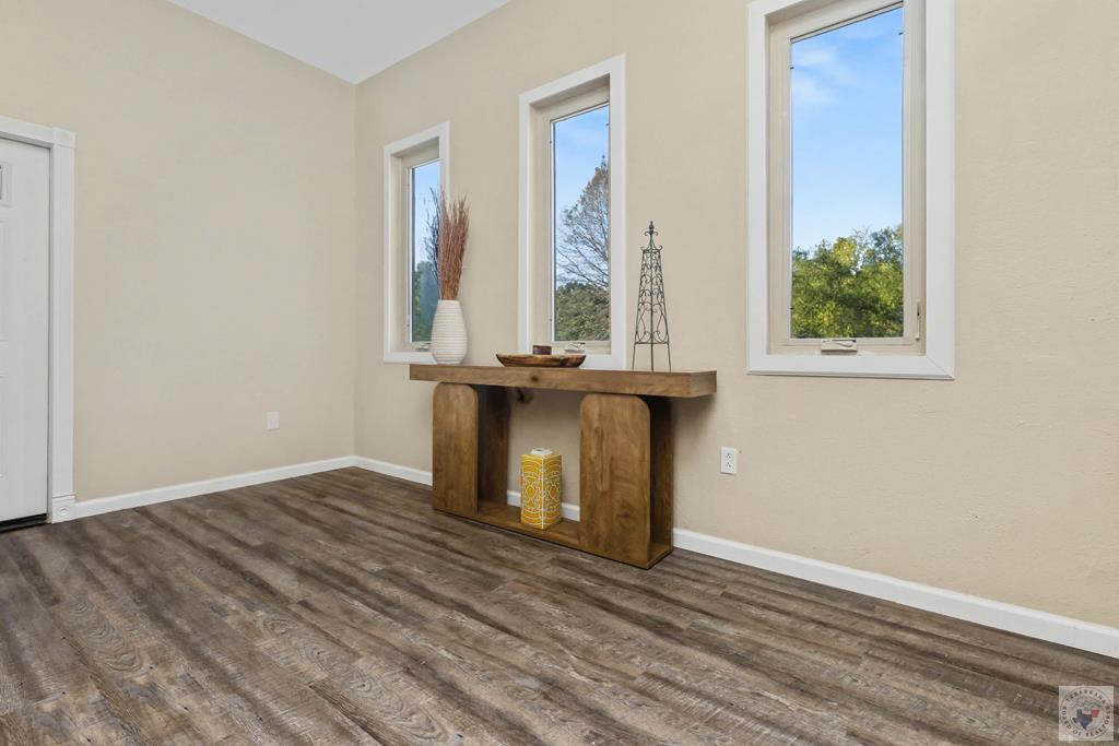 2348 County Road 3215, DeKalb