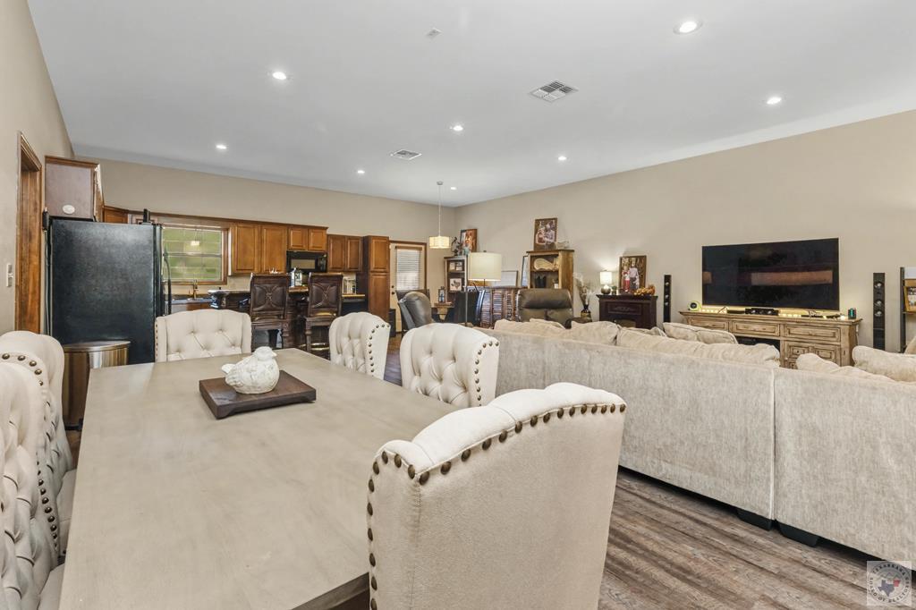 2348 County Road 3215, DeKalb