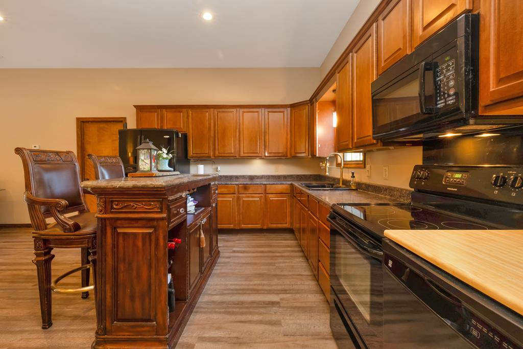 2348 County Road 3215, DeKalb