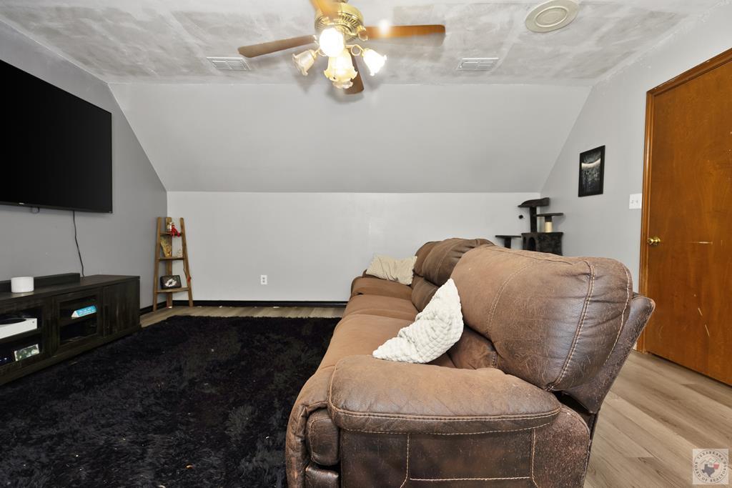 12070 Farm to Market Road 990