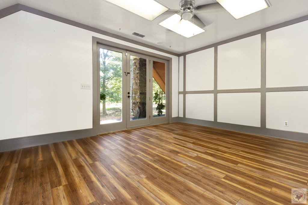 12070 Farm to Market Road 990