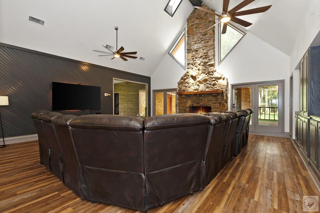 12070 Farm to Market Road 990
