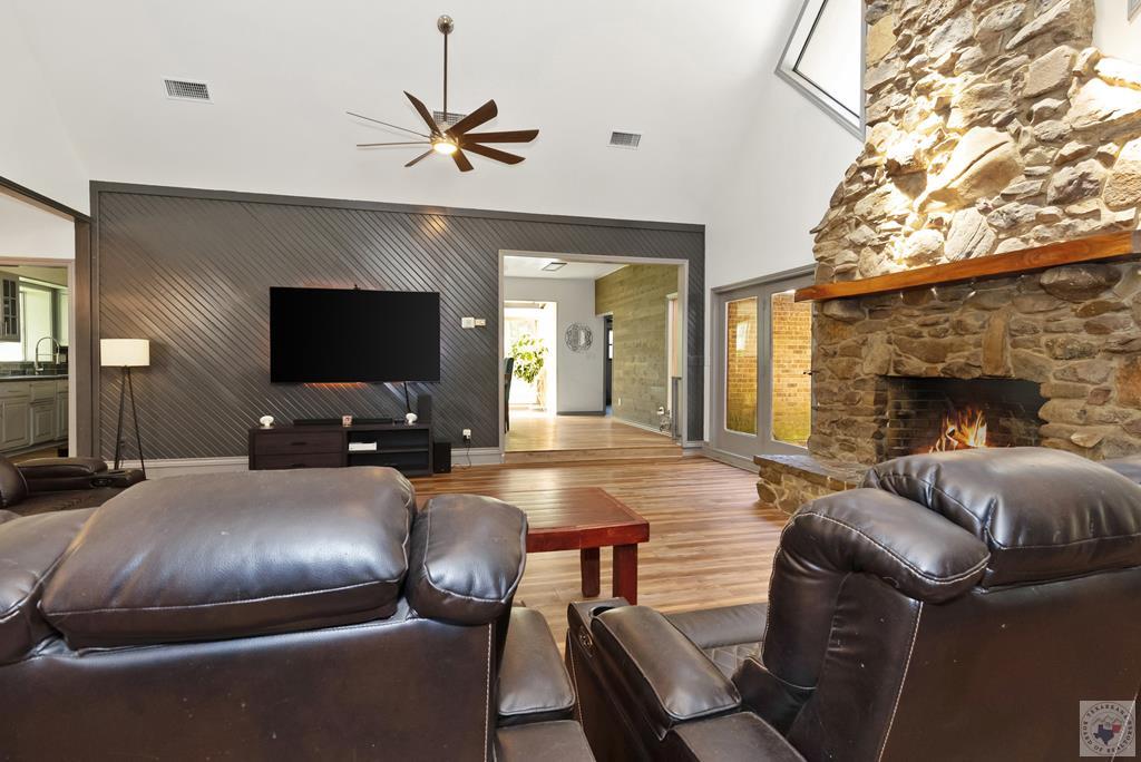 12070 Farm to Market Road 990