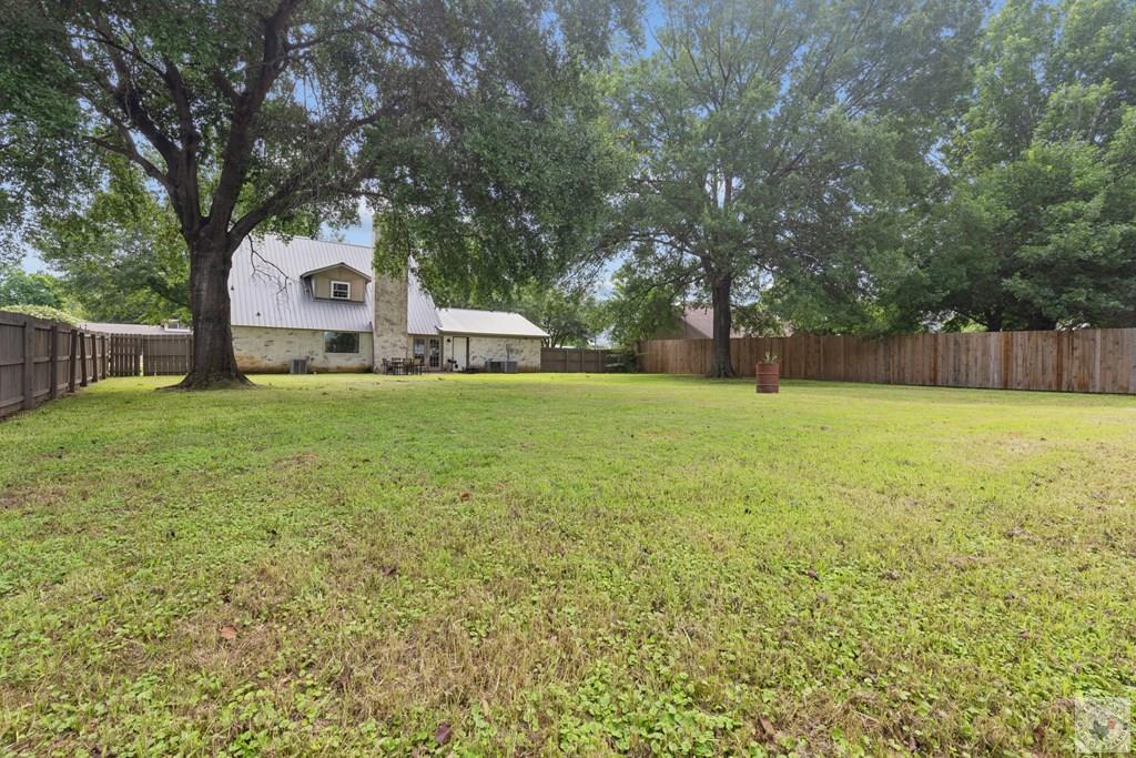 208 Meadow
