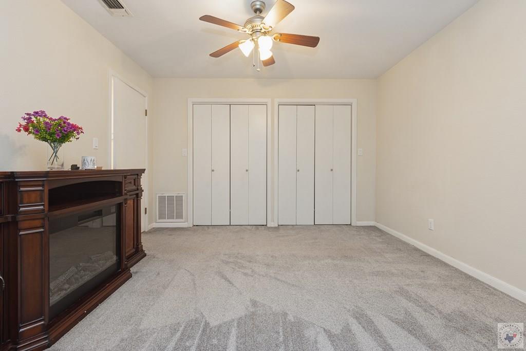 208 Meadow