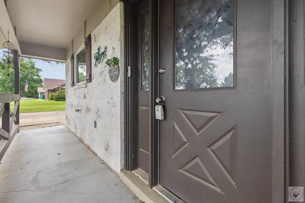 208 Meadow