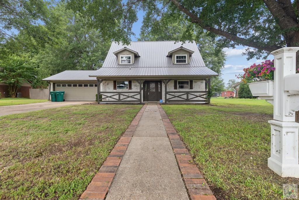 208 Meadow