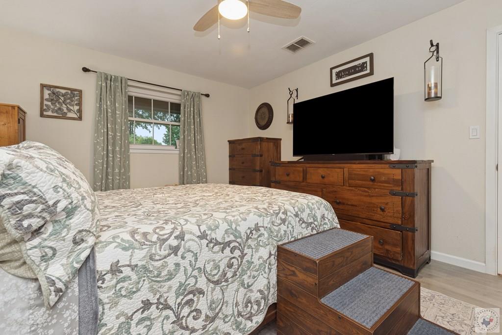 208 Meadow