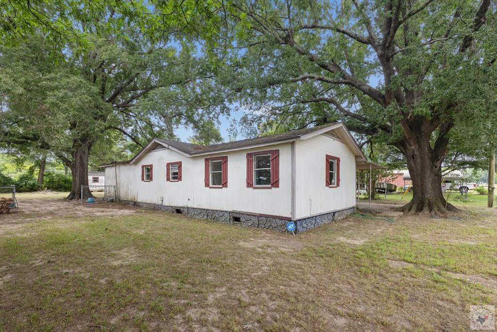 1003 Brooks