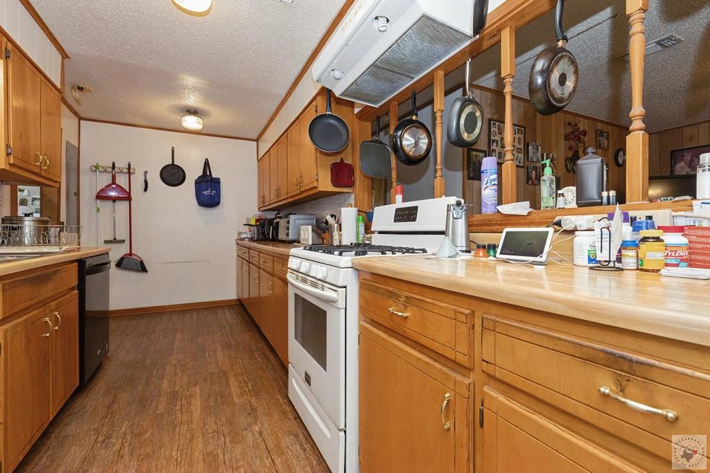 180 County Road 4255, DeKalb