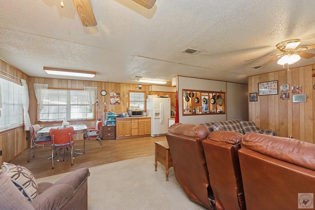 180 County Road 4255, DeKalb