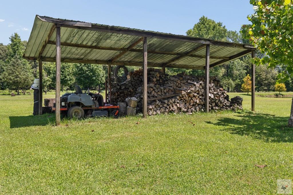 180 County Road 4255, DeKalb