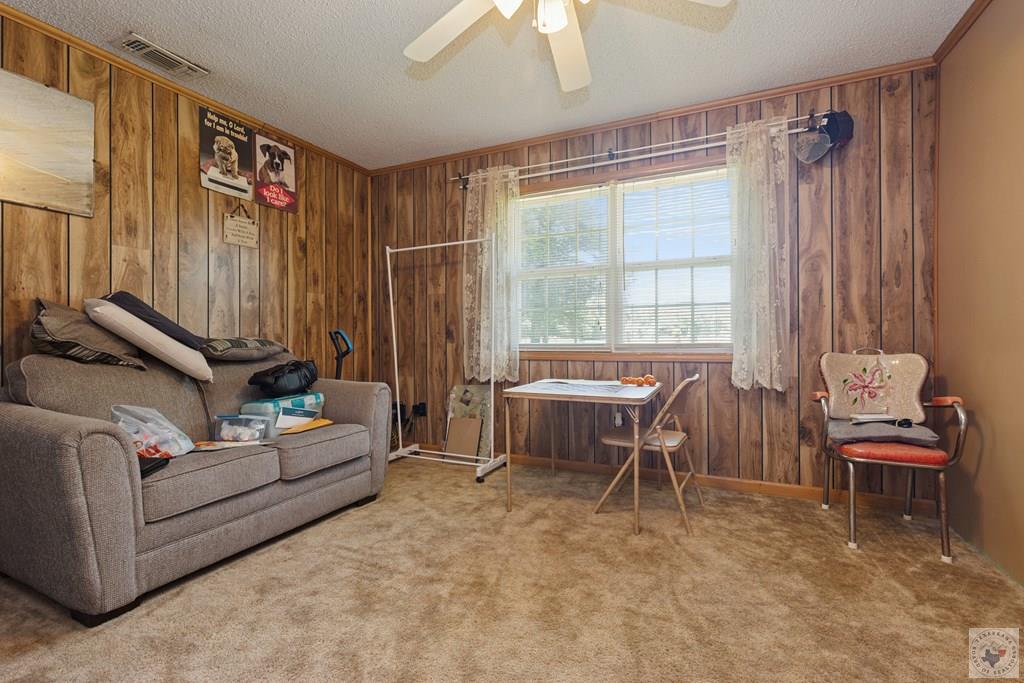 180 County Road 4255, DeKalb