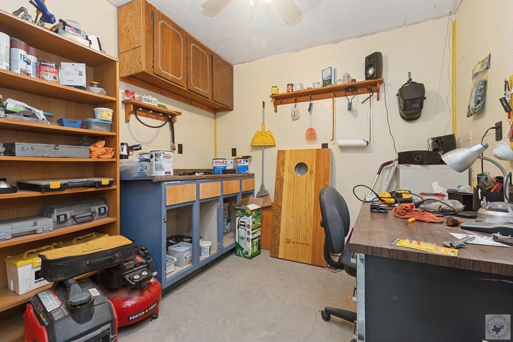 180 County Road 4255, DeKalb