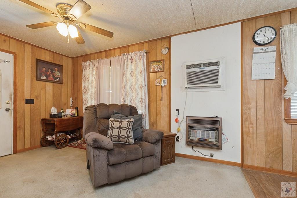 180 County Road 4255, DeKalb